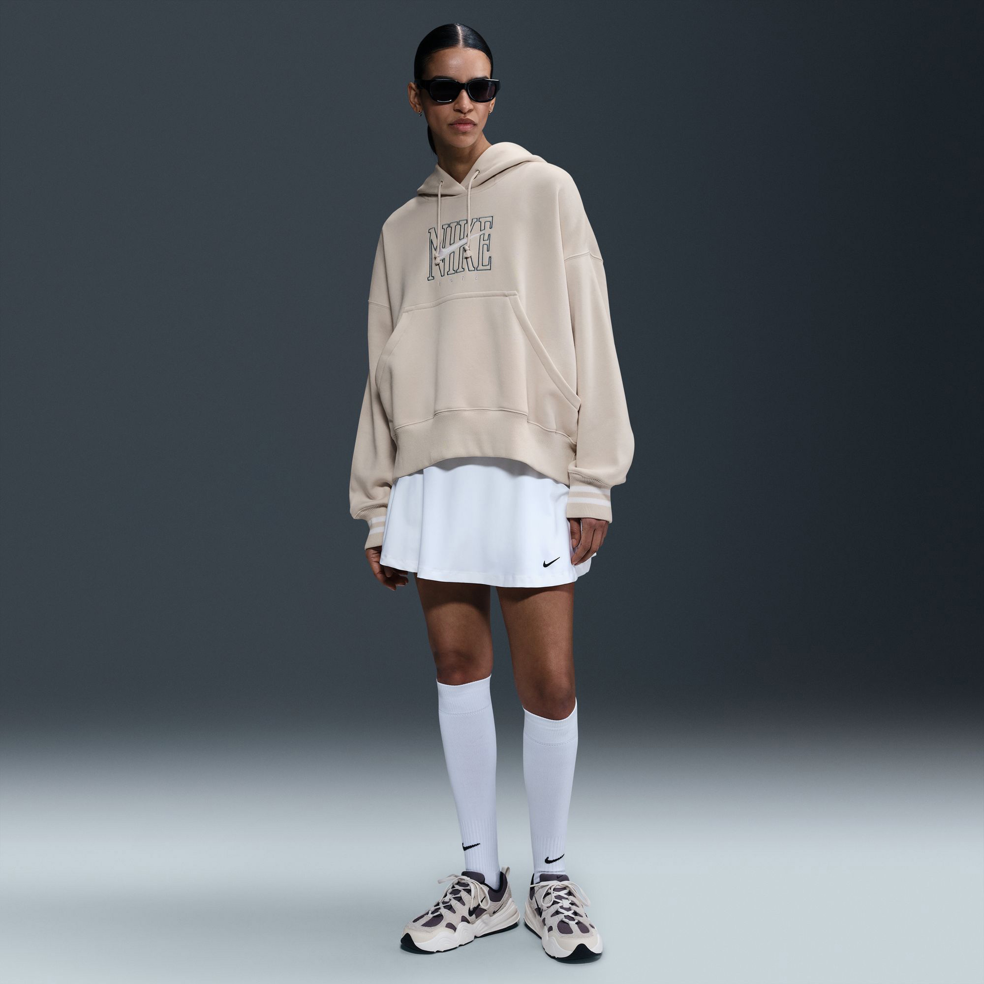 Nike Sportswear Phoenix Fleece Oversized Kadın Bej Sweatshirt