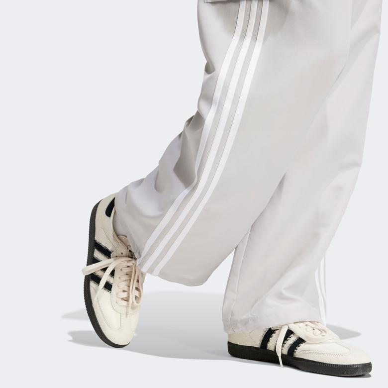 adidas Adicolor 3 Stripes Kadın Gri Kargo Eşofman Altı