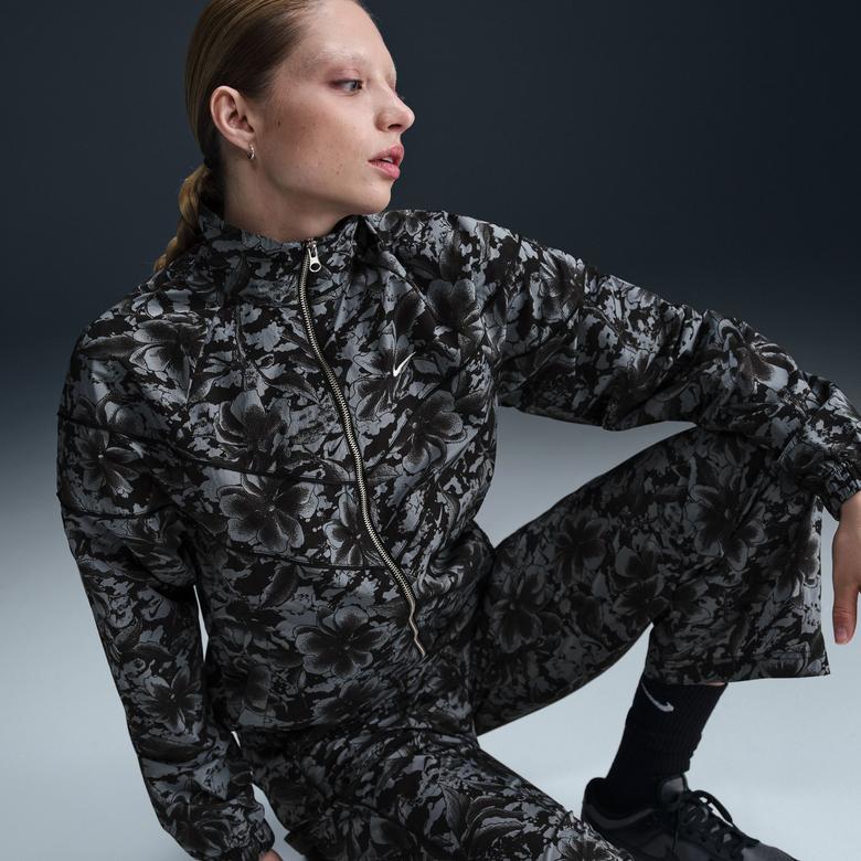 Nike Sportswear Windrunner Kadın Gri Ceket
