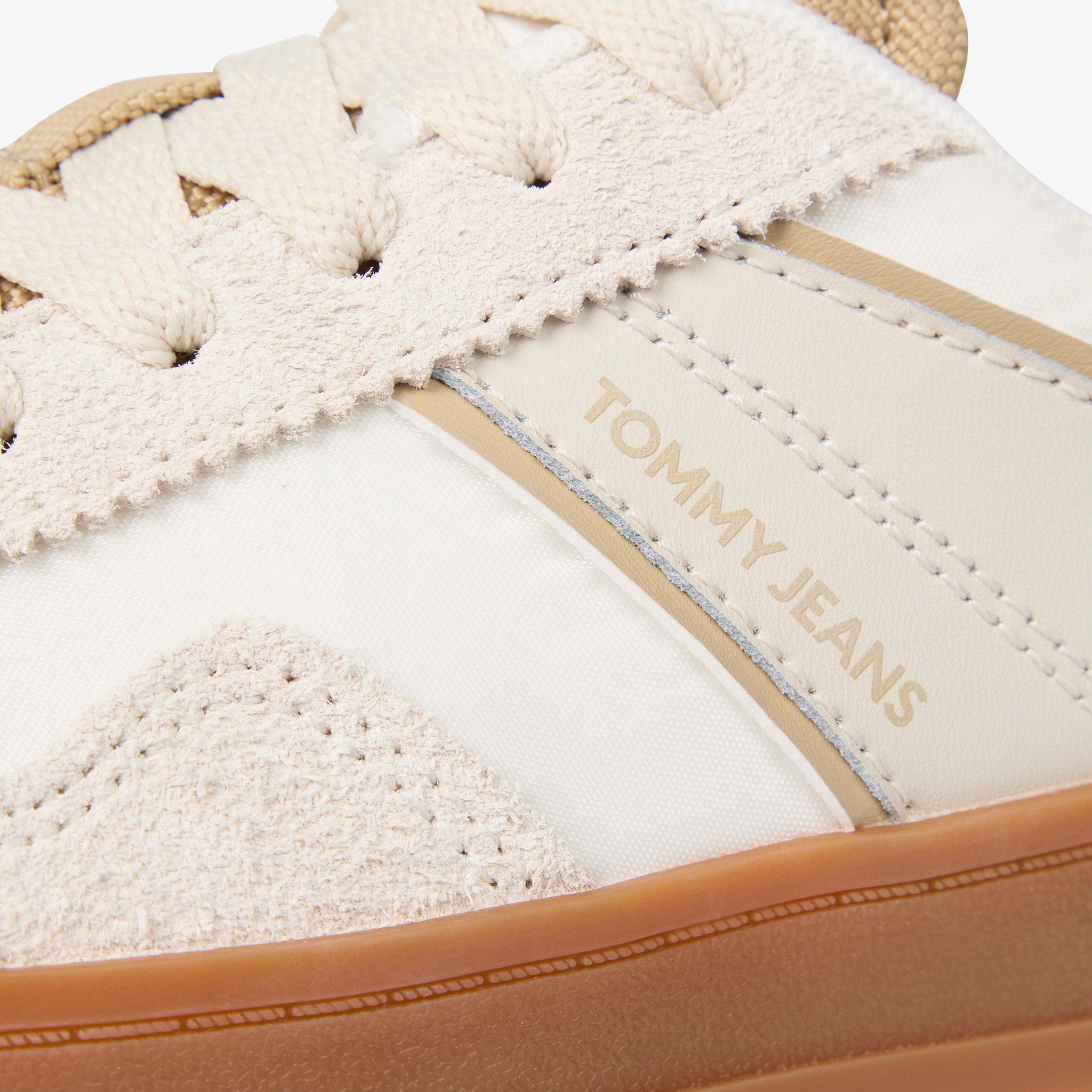 Tommy Hilfiger Greenwich Mix Media Kadın Bej Spor Ayakkabı