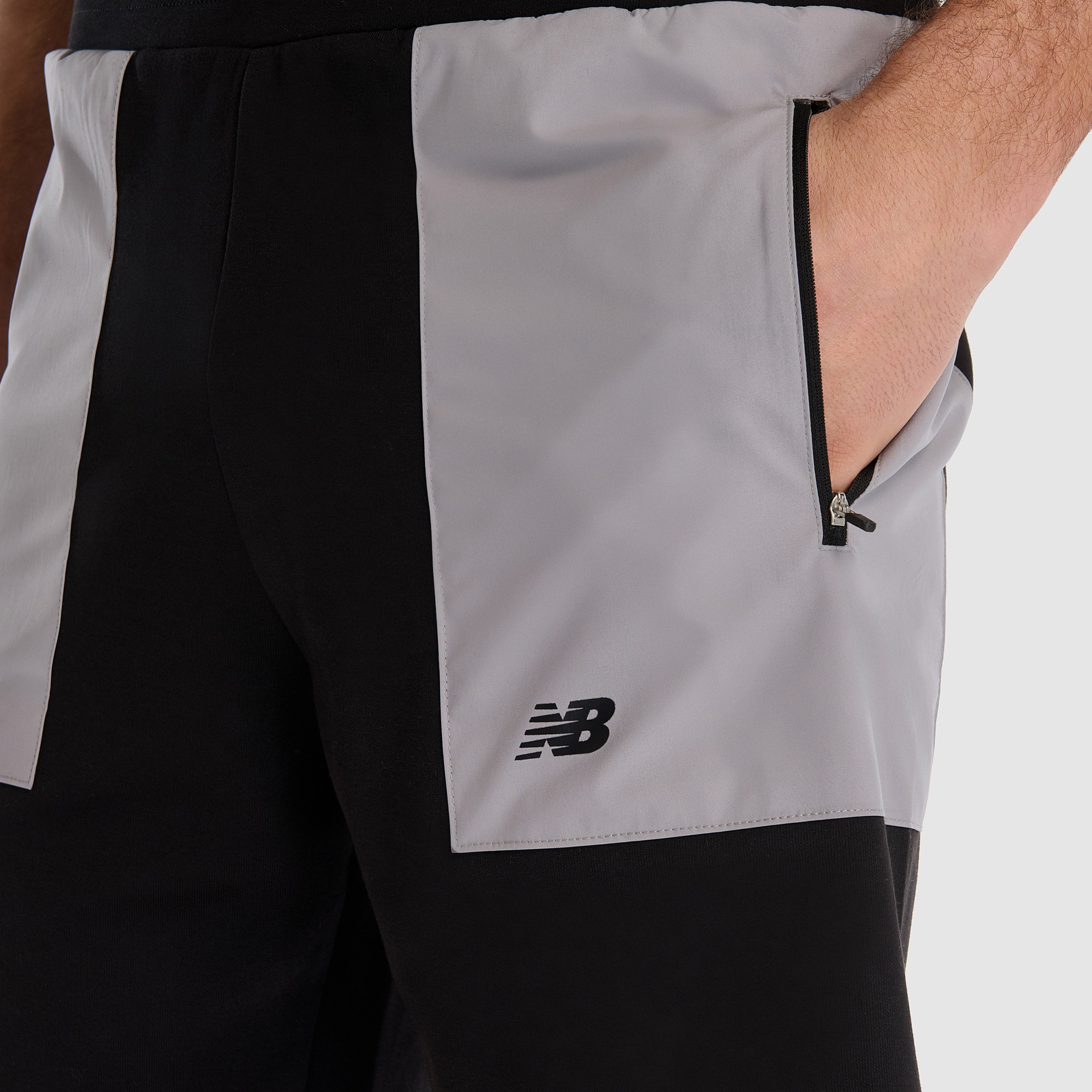 New Balance Erkek Siyah Şort