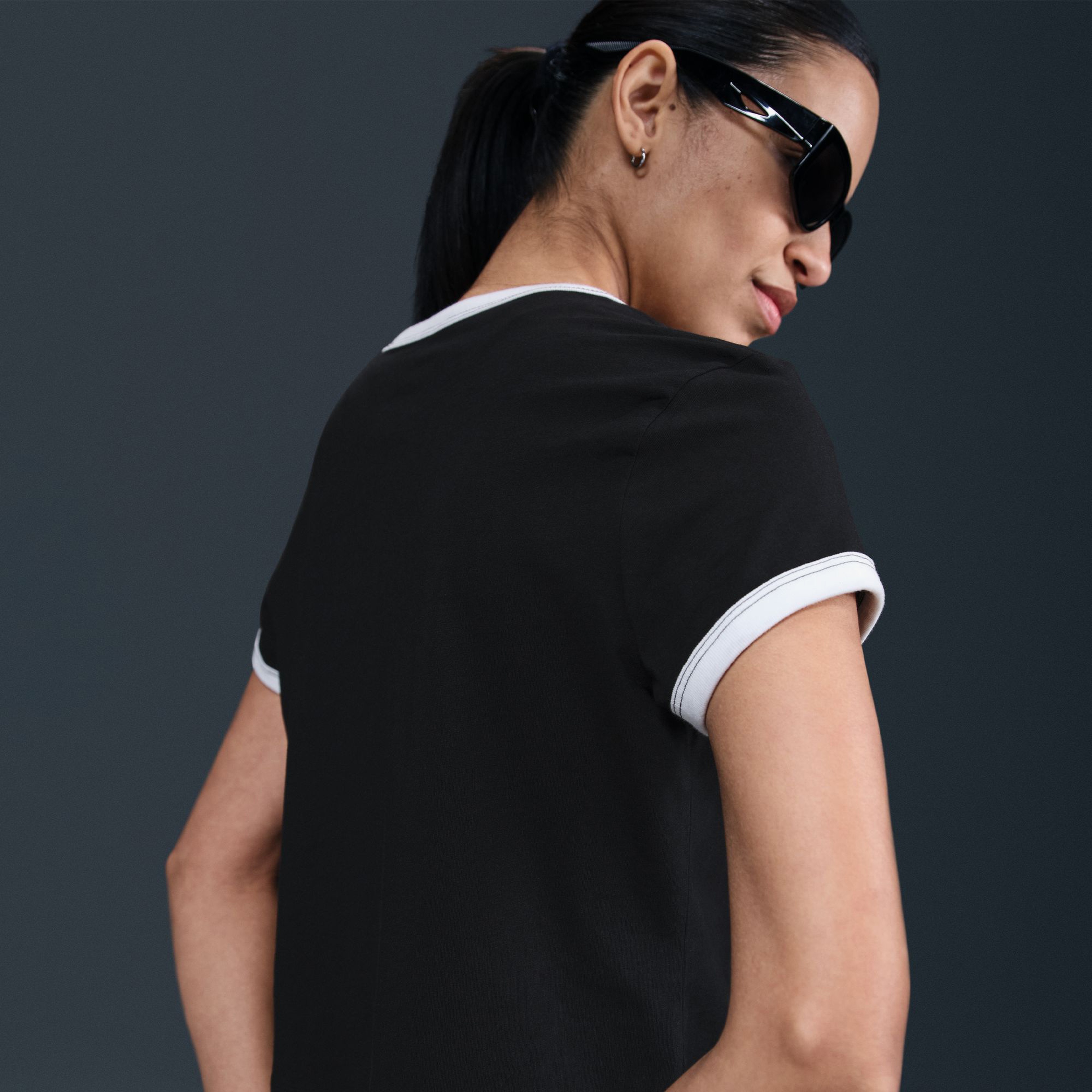 Nike Ringer Kadın Siyah T-Shirt