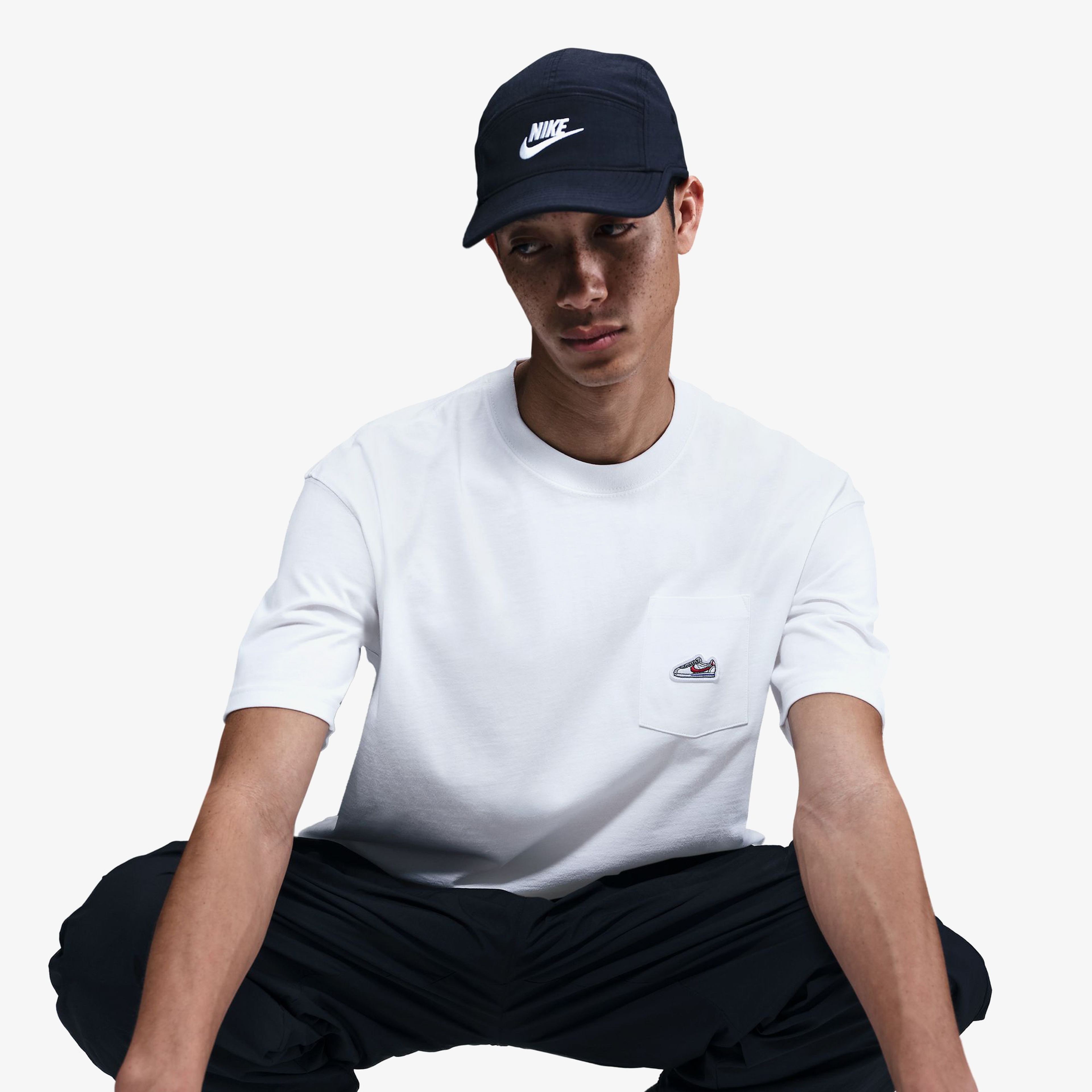 Nike Sportswear Erkek Beyaz T-Shirt