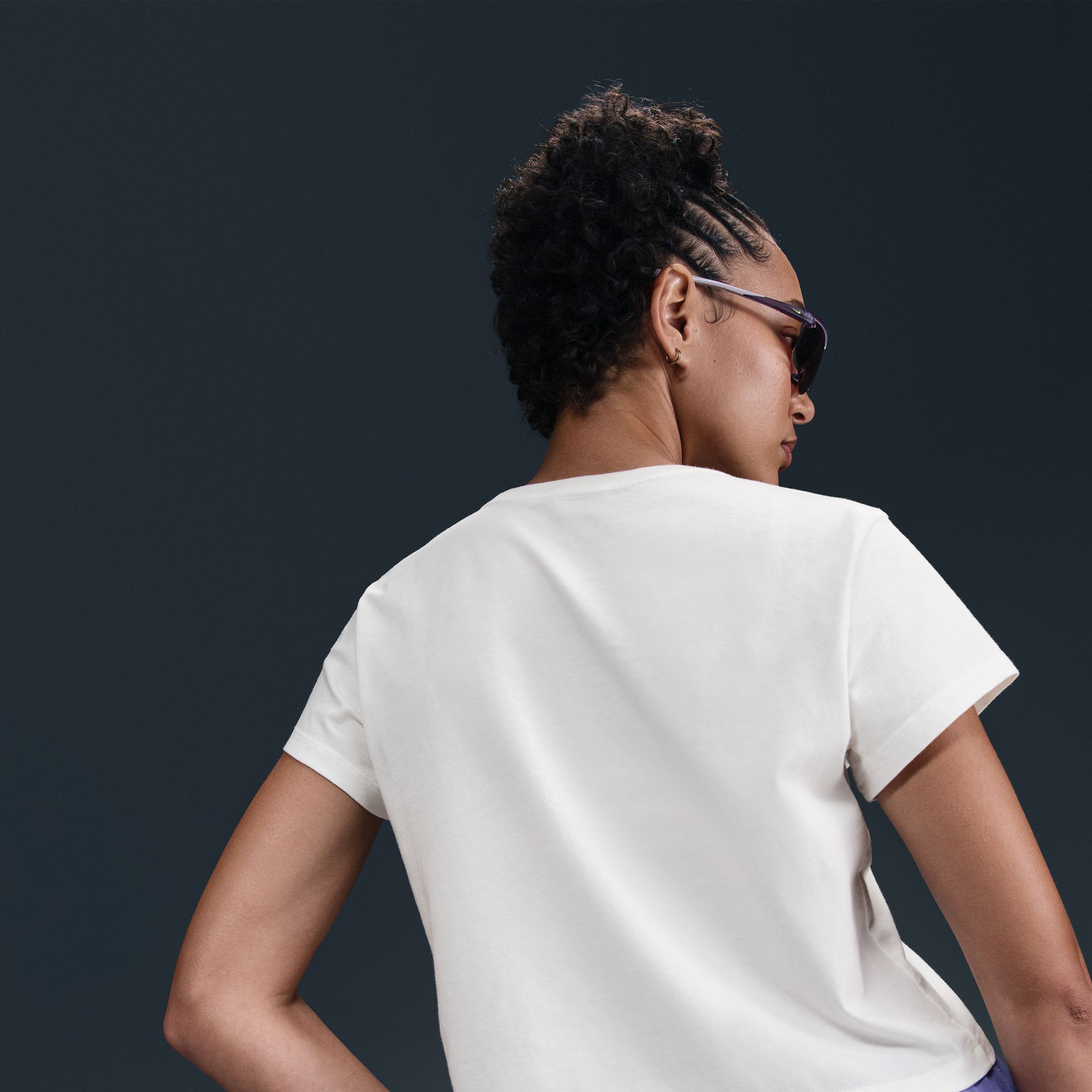 Nike Sportswear Short-Sleeve Kadın Beyaz T-Shirt