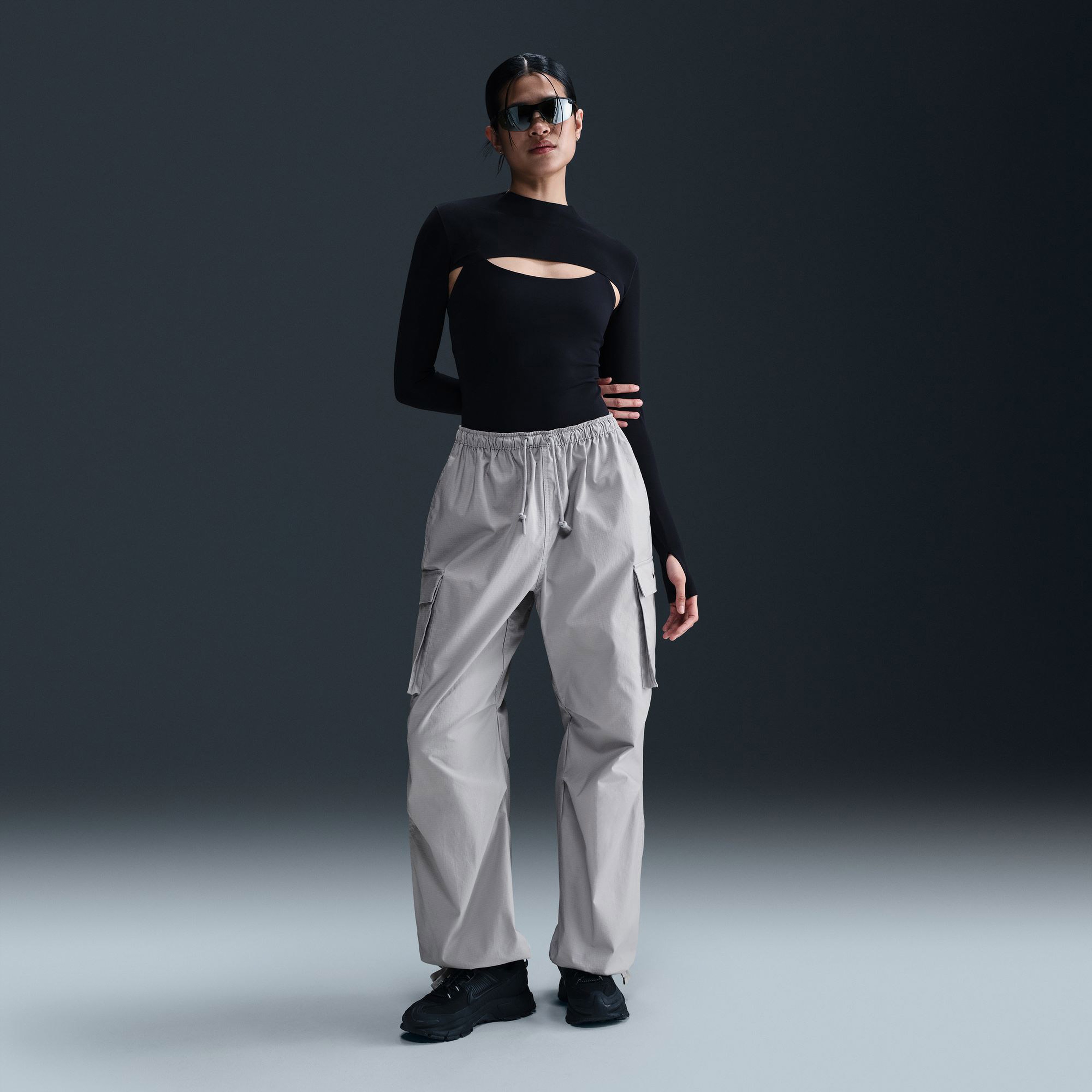 Nike Street Kadın Gri Pantolon