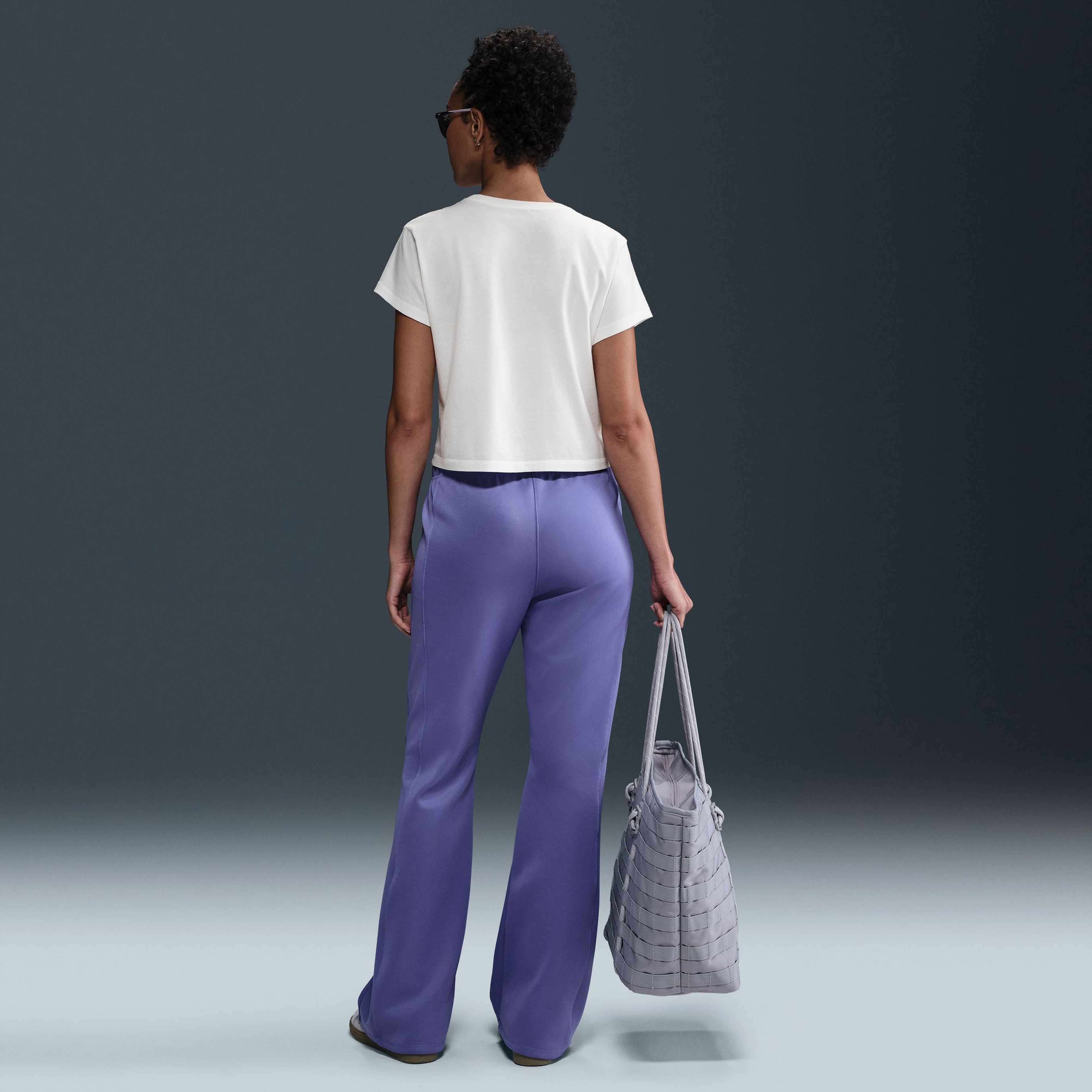 Nike Sportswear Short-Sleeve Kadın Beyaz T-Shirt