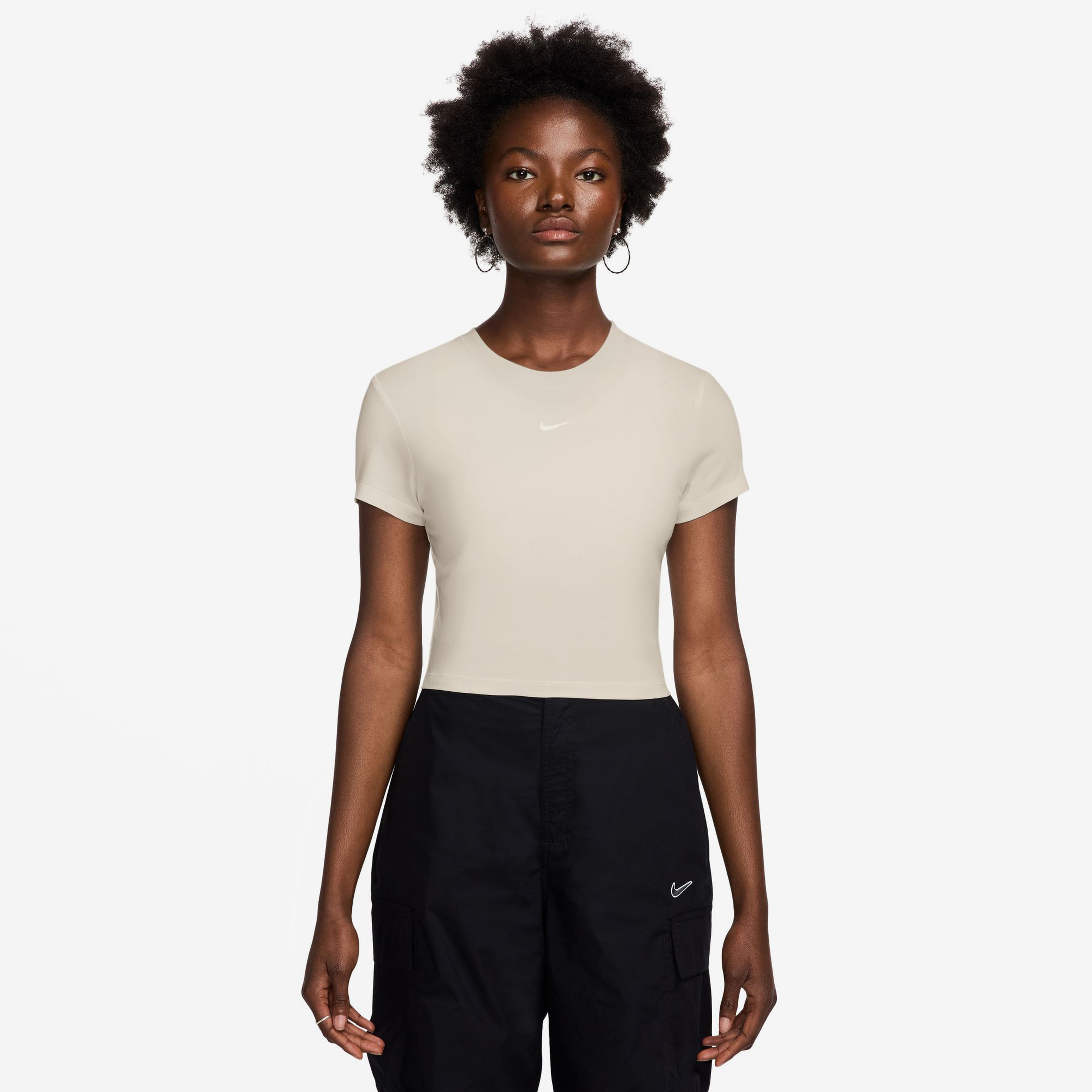 Nike Sportswear Chill Knit Kadın Beyaz T-Shirt
