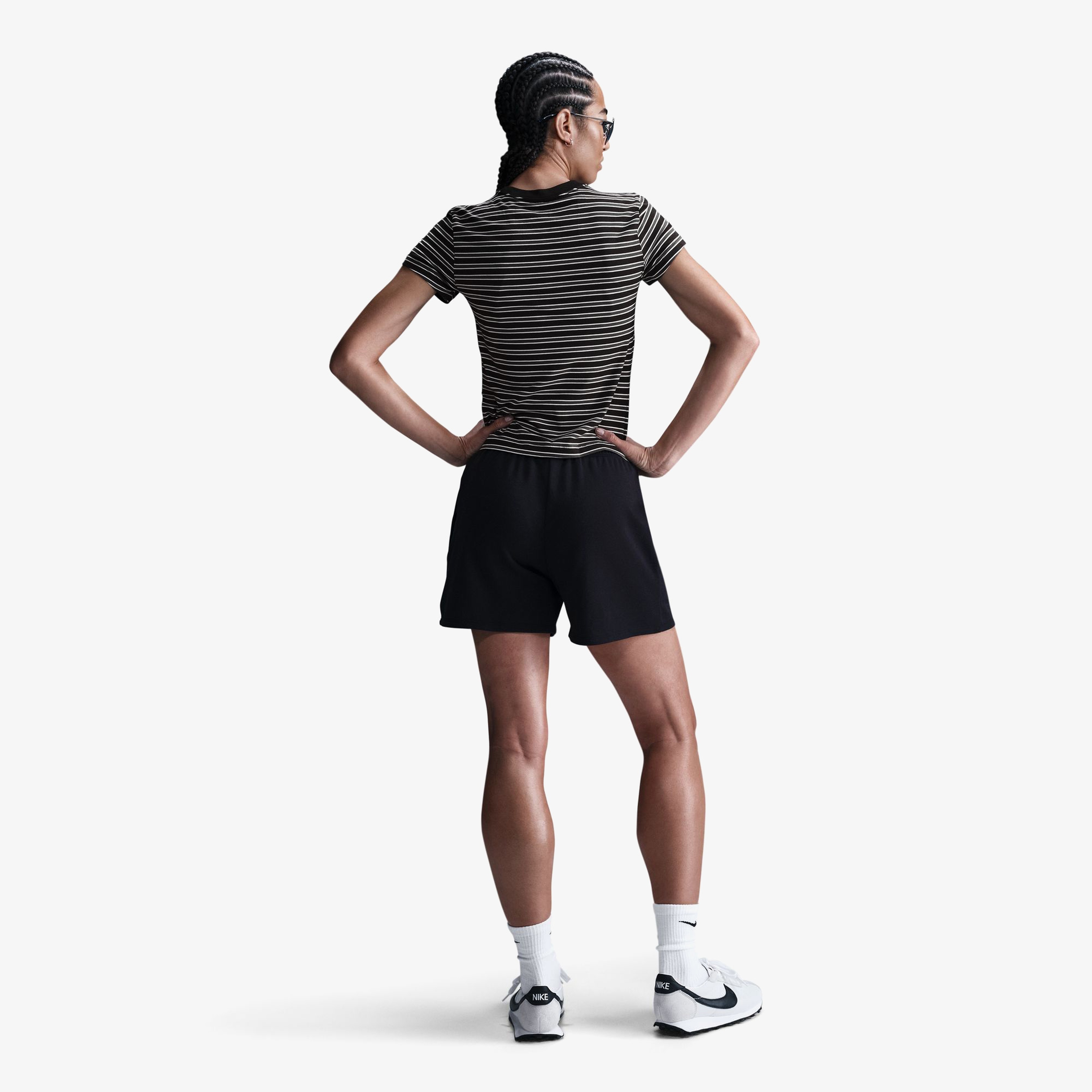 Nike Sportswear Chill Knit Kadın Siyah T-Shirt