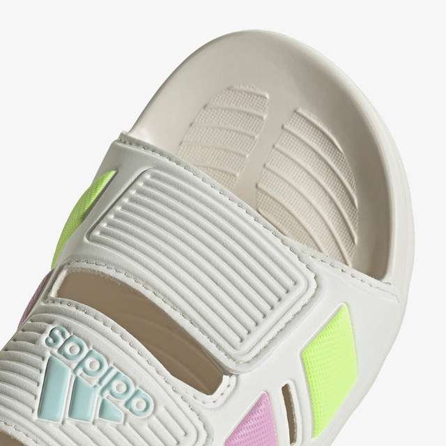 Adidas adidas Altaswim 2.0 Çocuk Beyaz Sandalet Occasion'da! Beyaz - 10. görsel