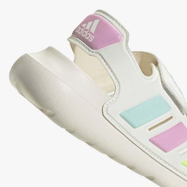 Adidas adidas Altaswim 2.0 Çocuk Beyaz Sandalet Occasion'da! Beyaz - 9. görsel