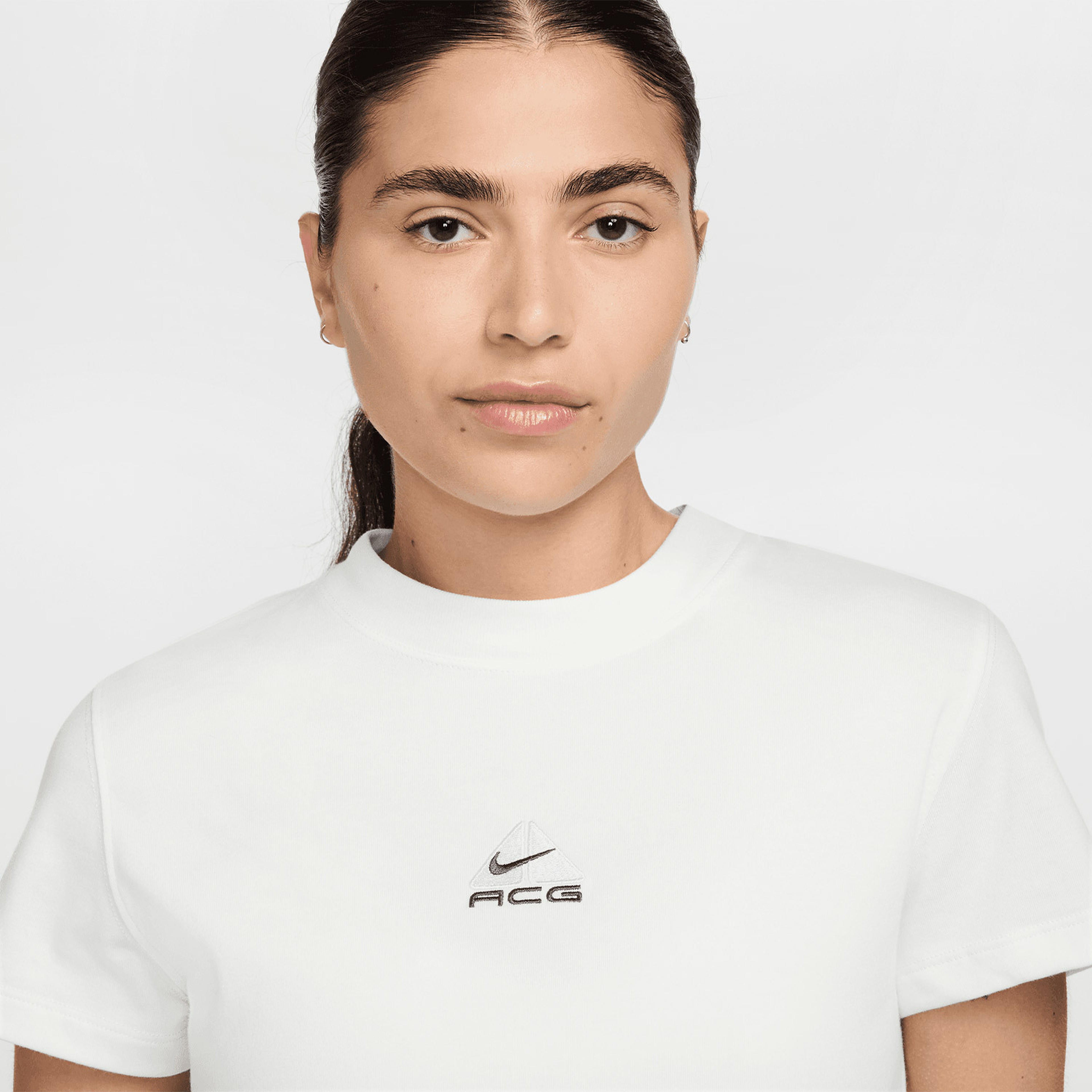 Nike ACG Dri-Fit Kadın Beyaz T-Shirt