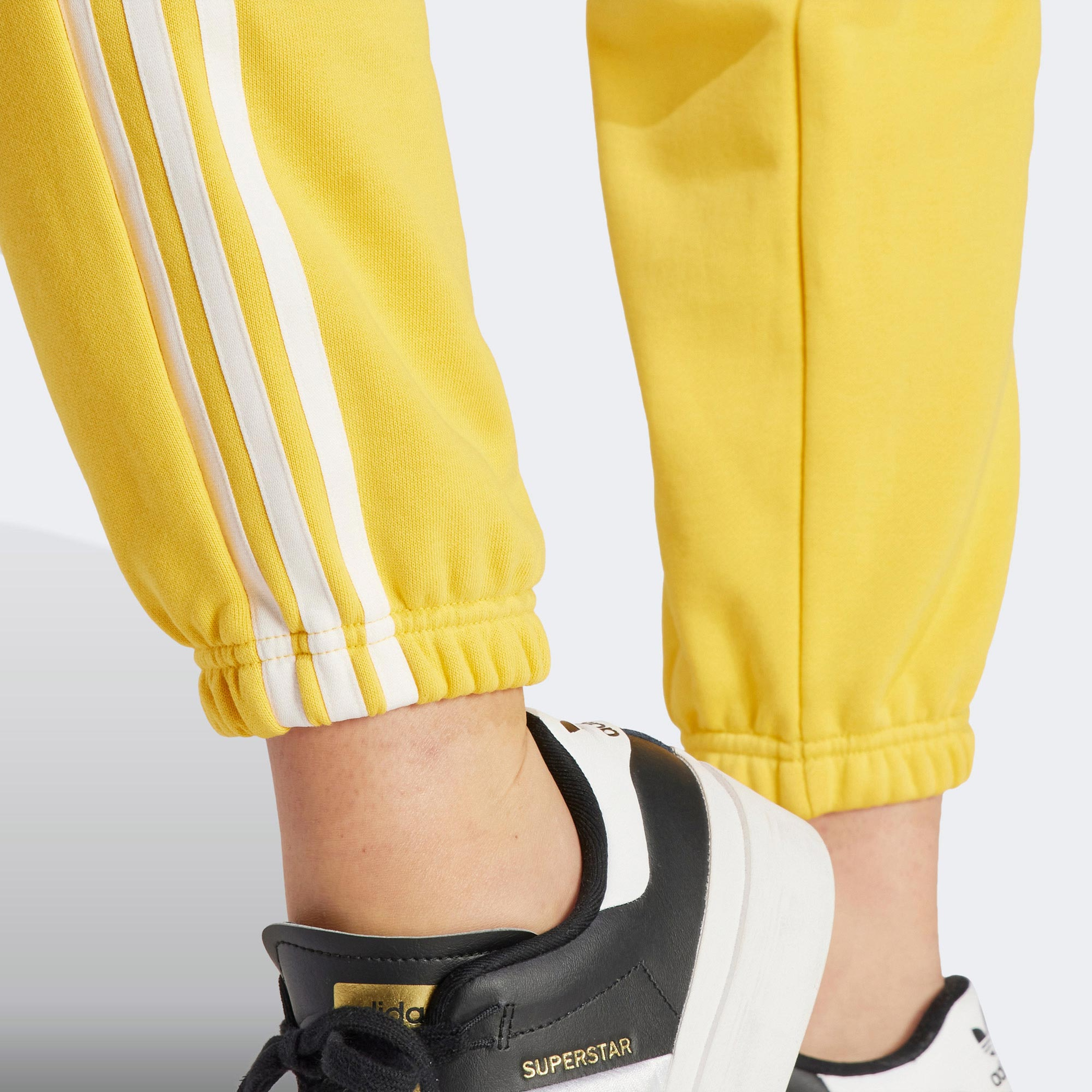 adidas Originals App Kadın Sarı Eşofman Altı