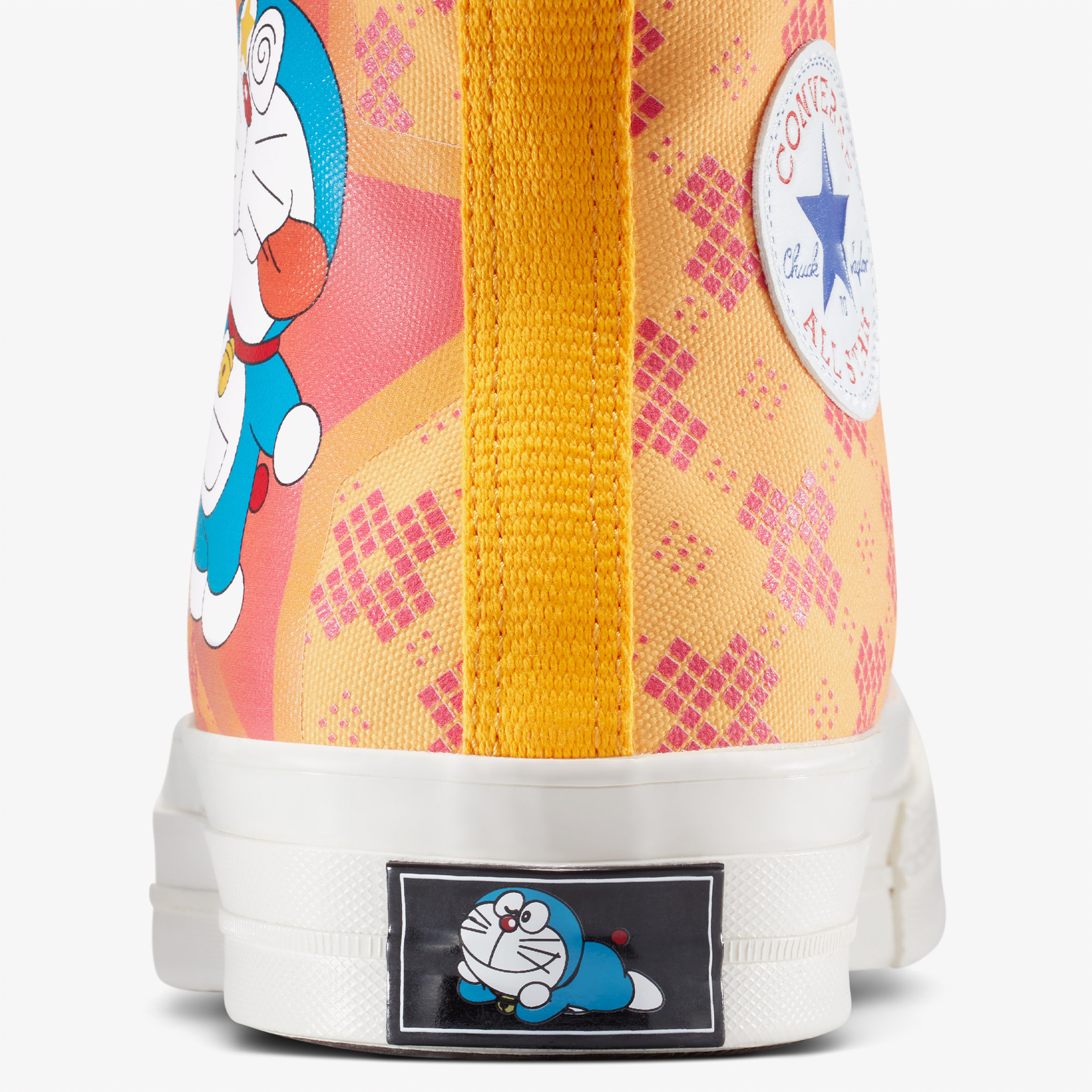 Converse x Doraemon Unisex Sarı Chuck 70 Sneaker