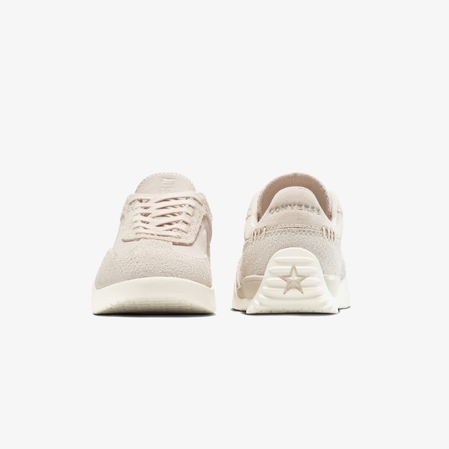 Converse Bej Converse Run Star Trainer Suede