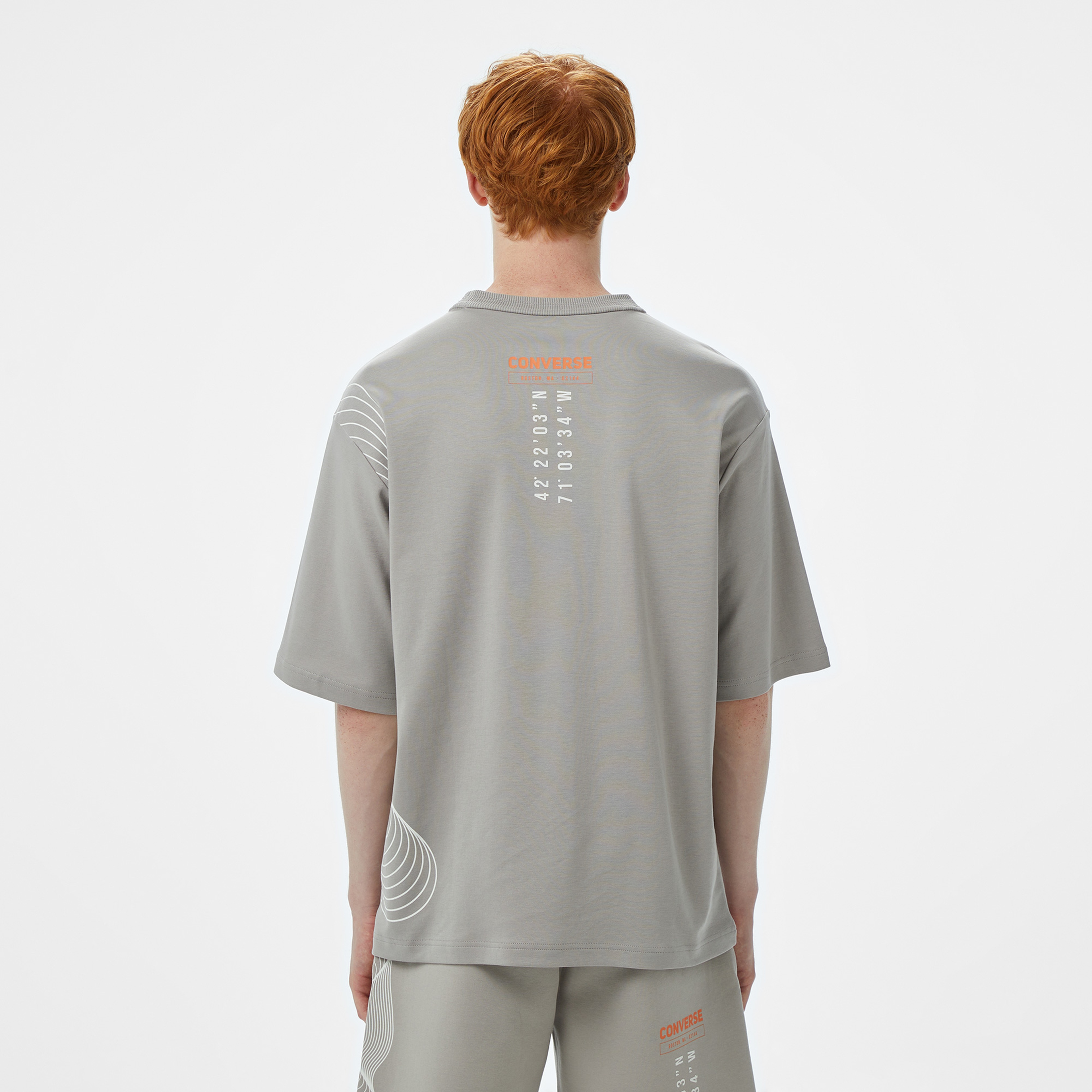 Converse Star Chevron Baskılı Erkek Oversize Fit Gri T-Shirt