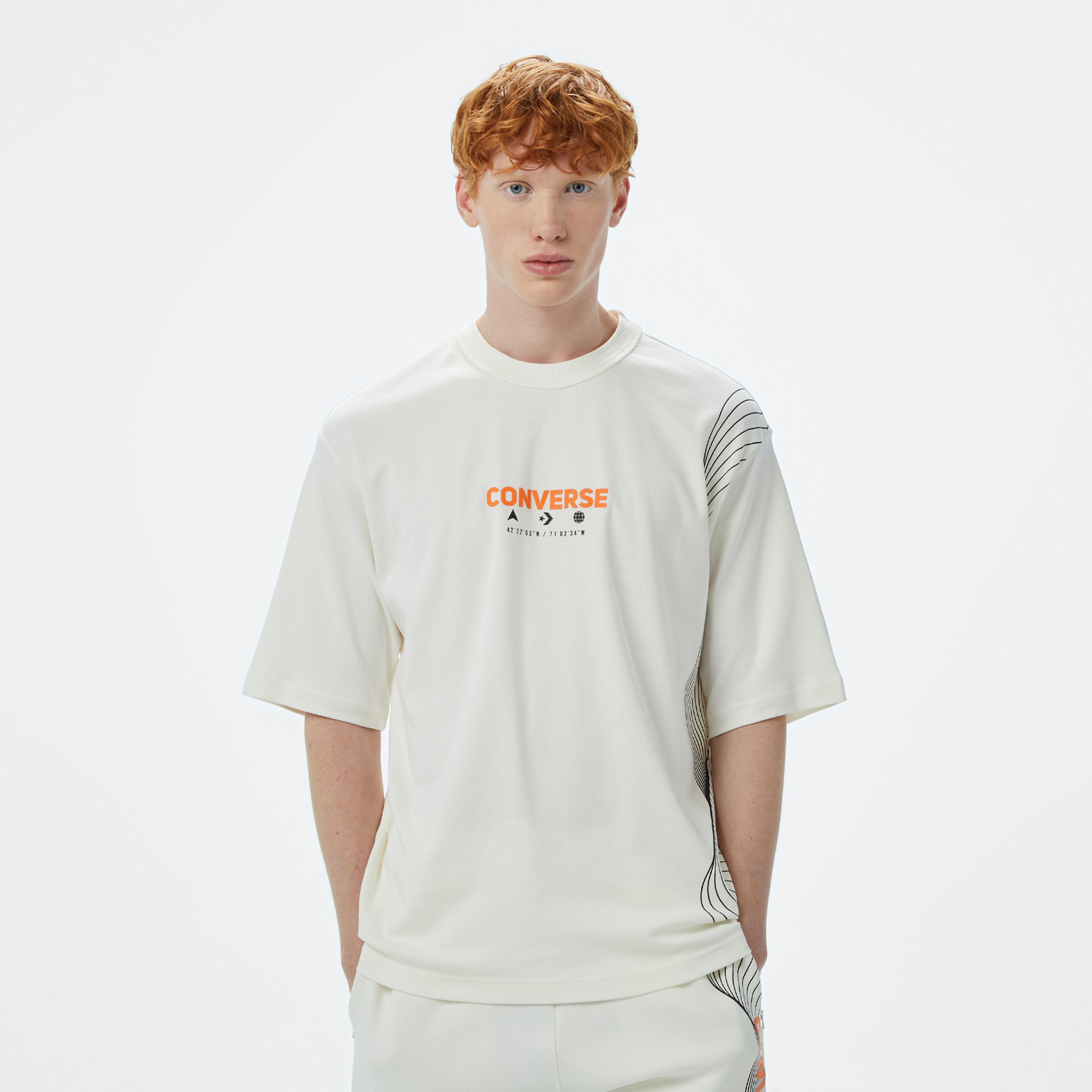 Converse Star Chevron Baskılı Erkek Oversize Fit Krem T-Shirt