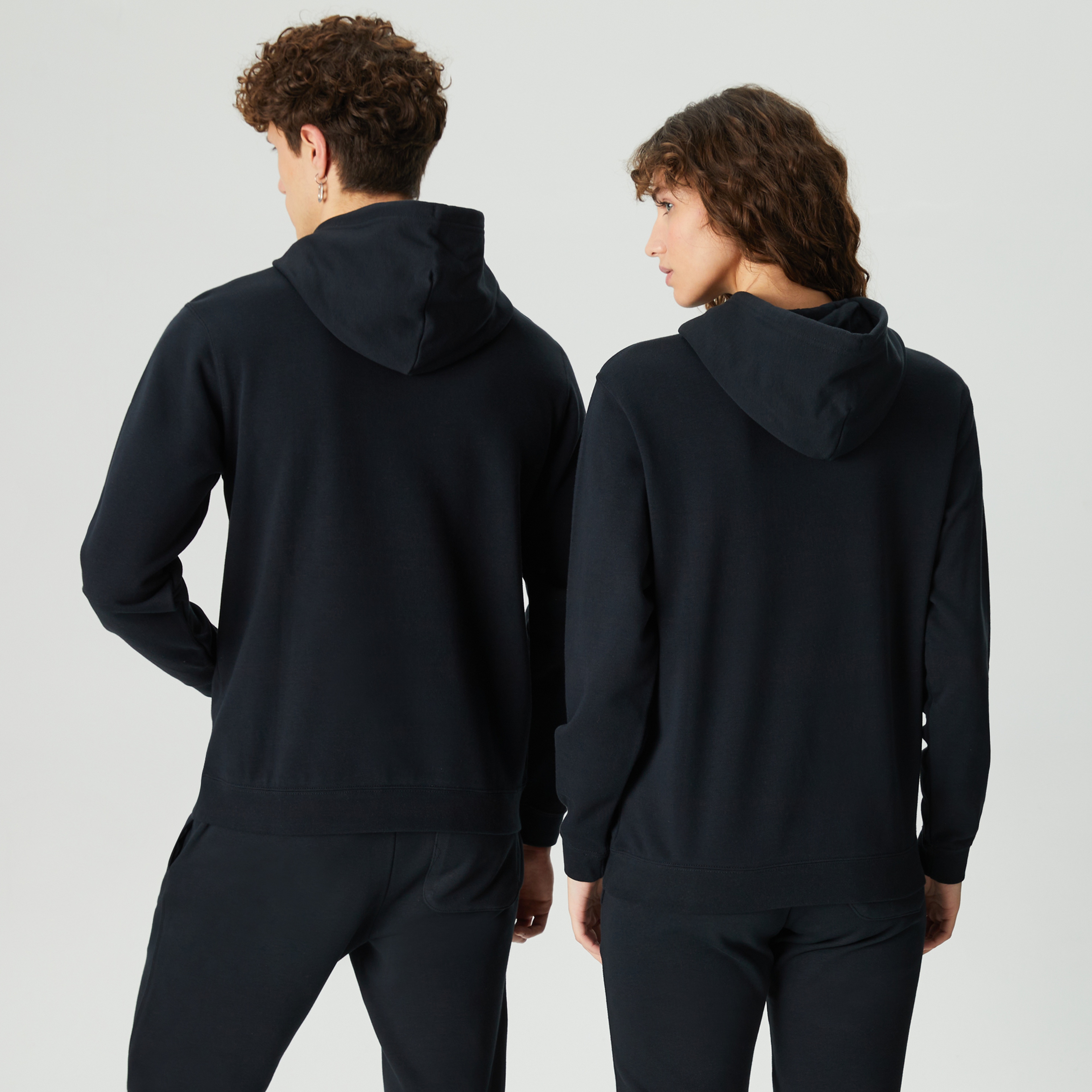 Converse Go-To All Star Patch Standard-Fit Pullover Unisex Lacivert Hoodie