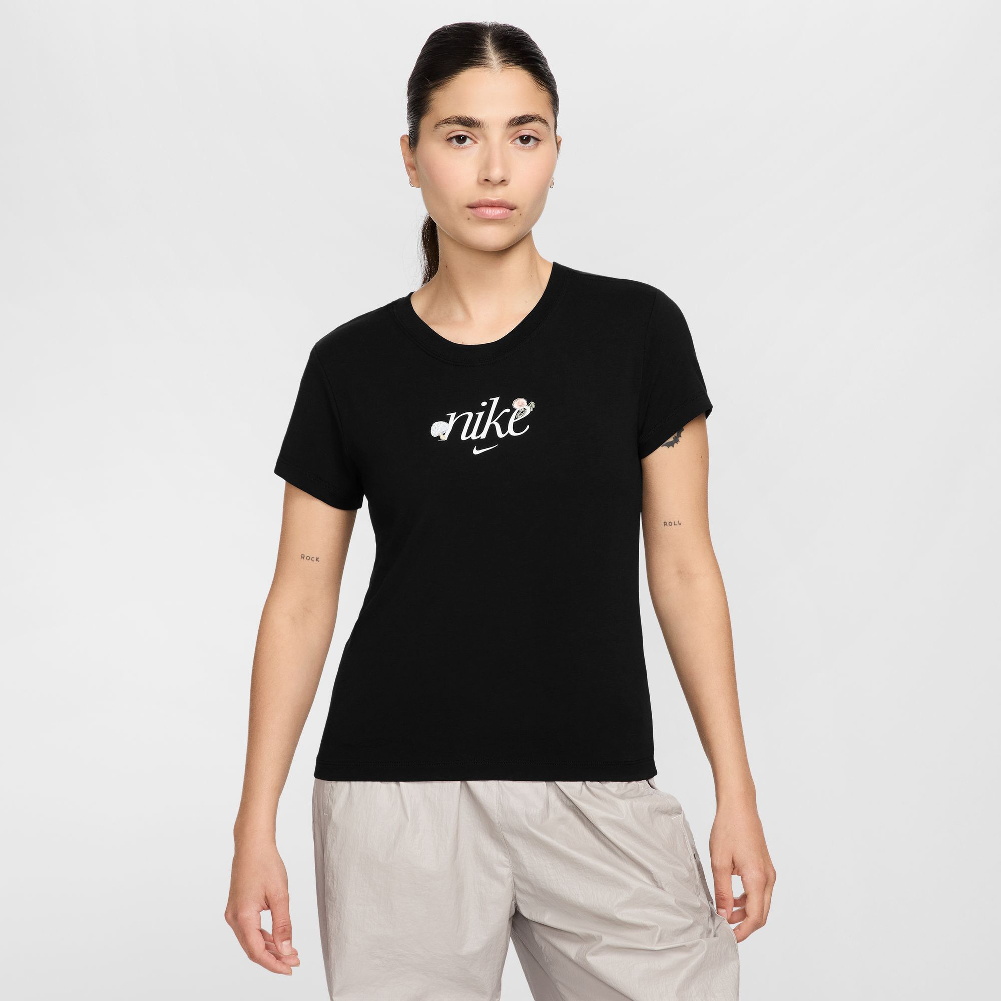 Nike Sportswear Chill Knit Kadın Siyah T-Shirt