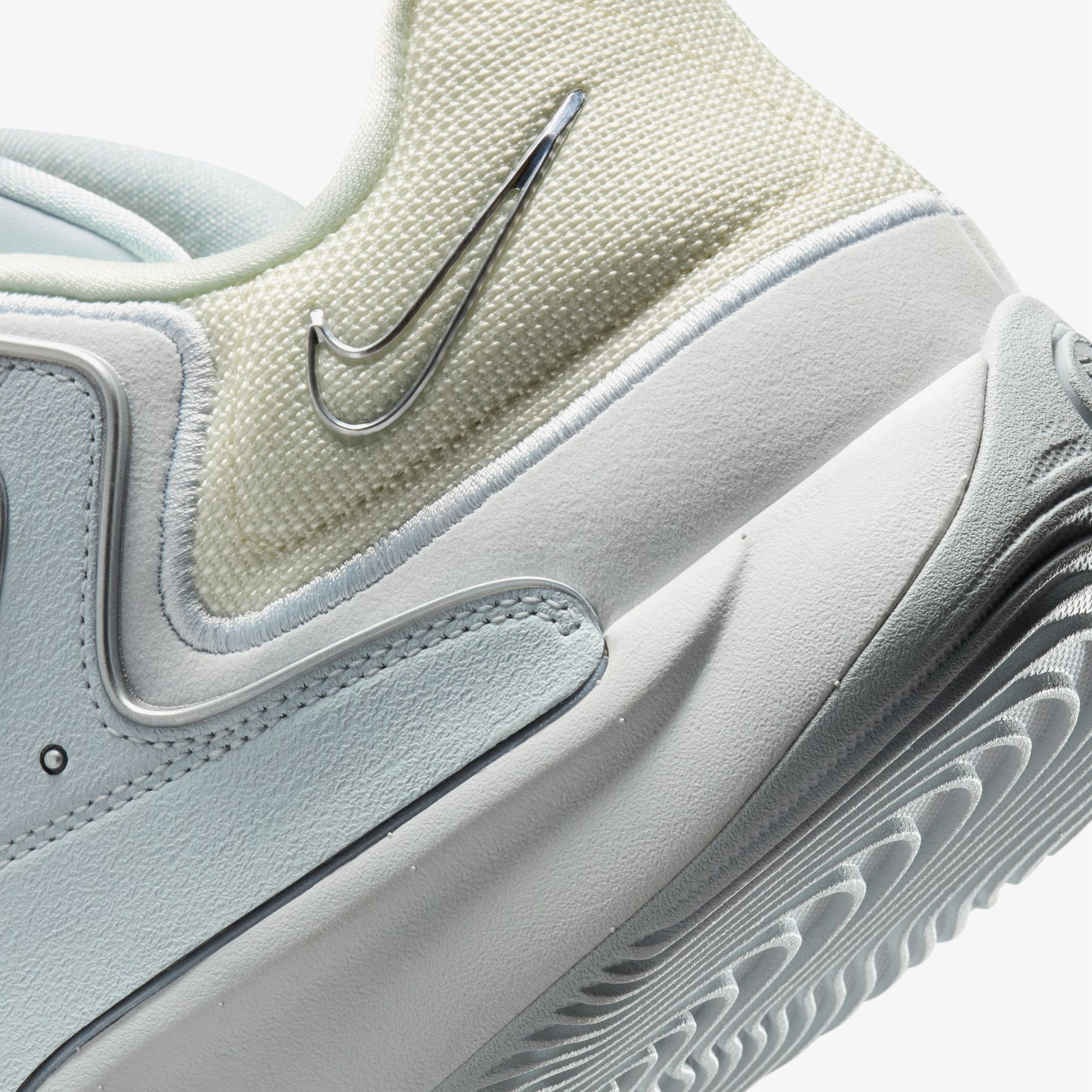 Nike Erkek Gri Spor Ayakkabı & Sneaker