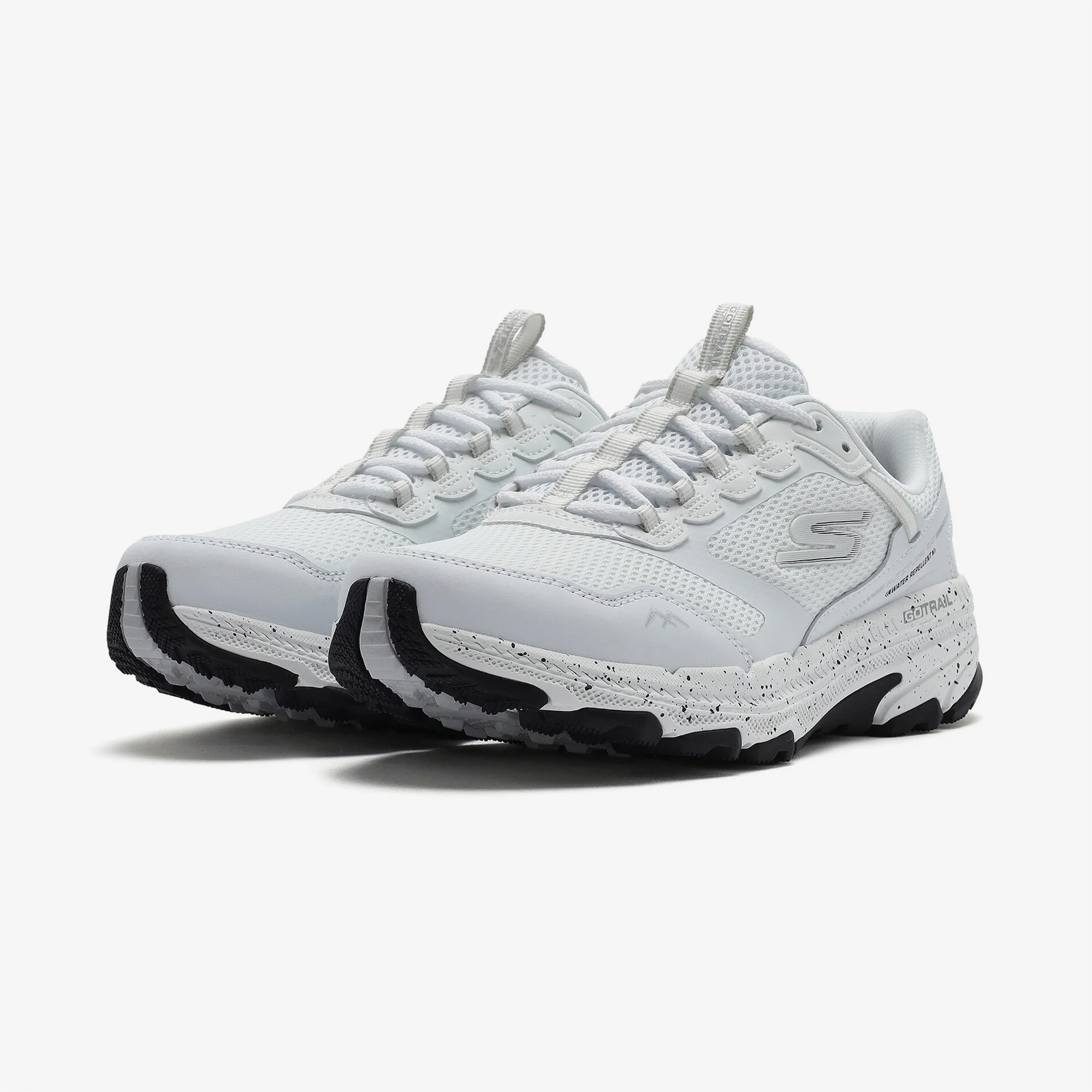 RECTA 2 SPARK 【中古品】 Skechers Go Run Trail Altitude 2.0 Ravine Kadın Bej Koşu