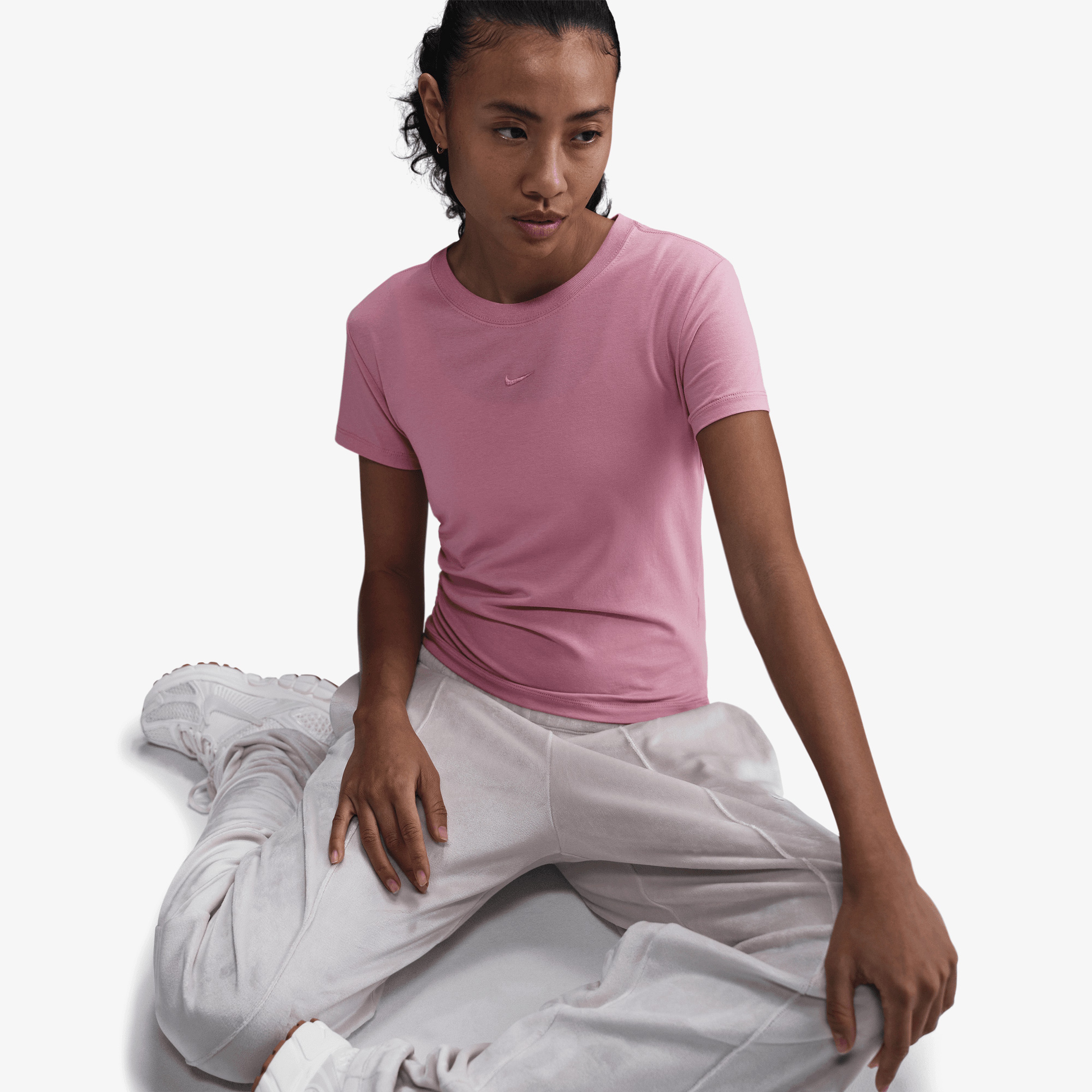 Nike Sportswear Chill Knit Kadın Pembe T-Shirt