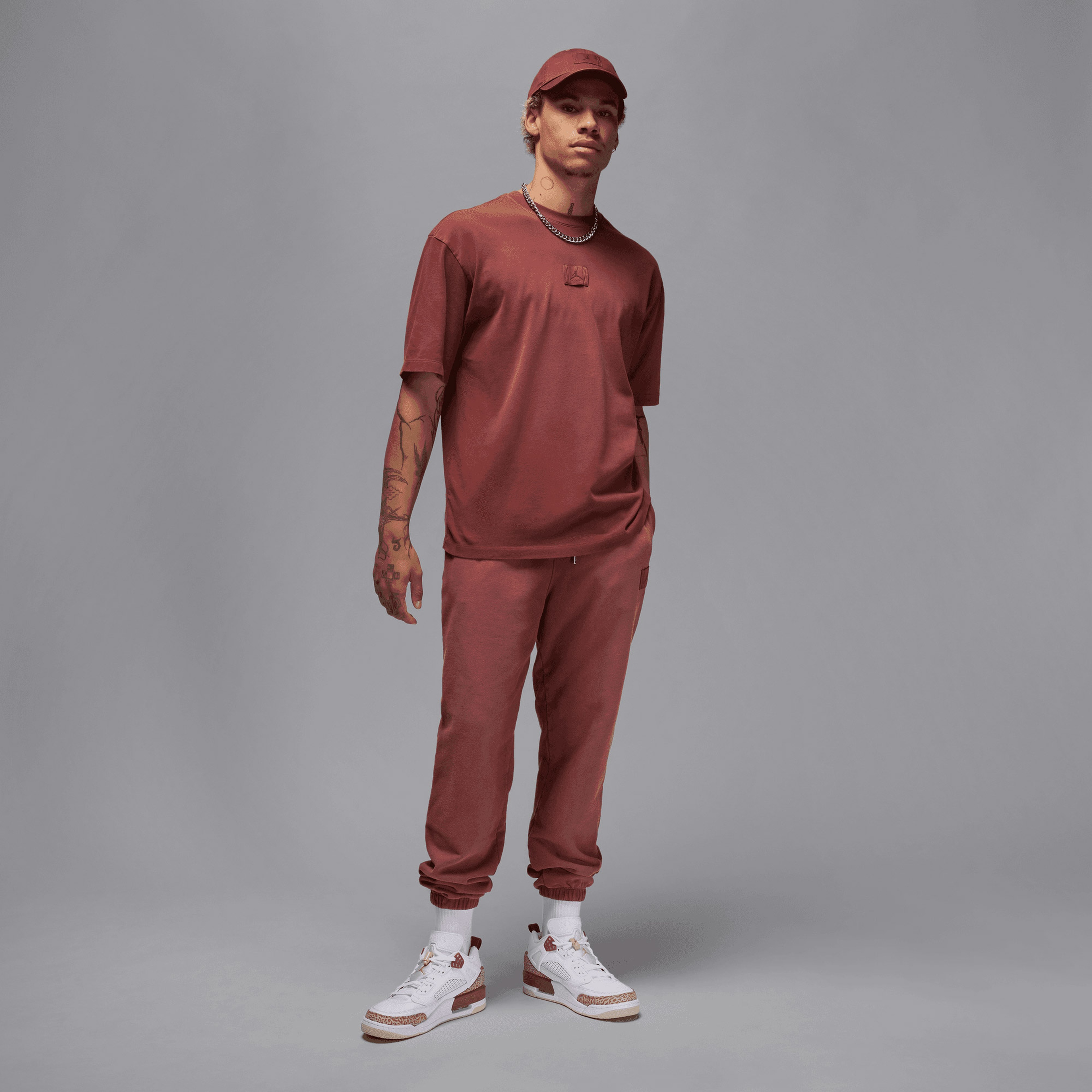 Jordan Flight Essentials 85 Erkek Kahverengi T-Shirt