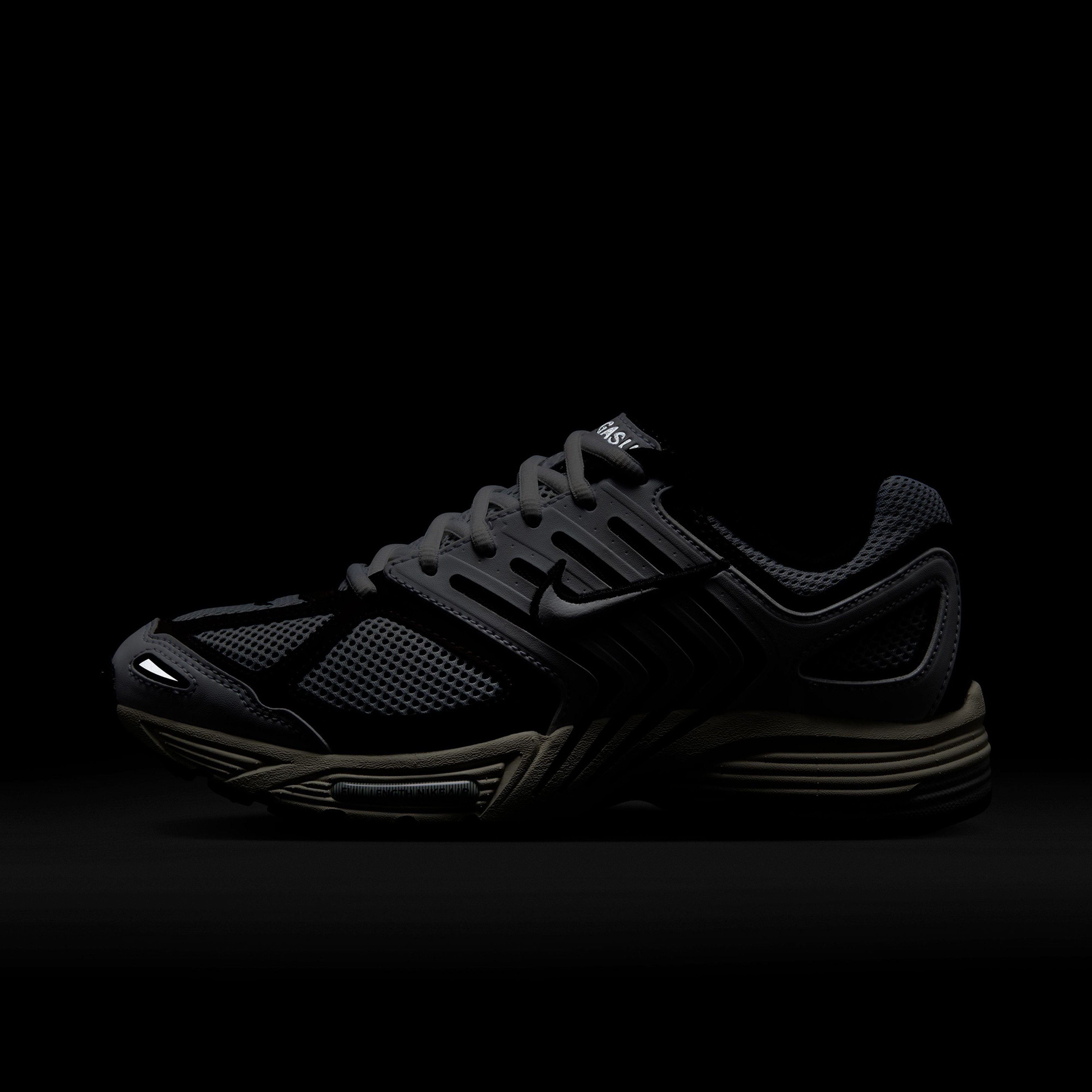 Nike Air Pegasus 2005 Kadın Kırmızı Spor Ayakkabı