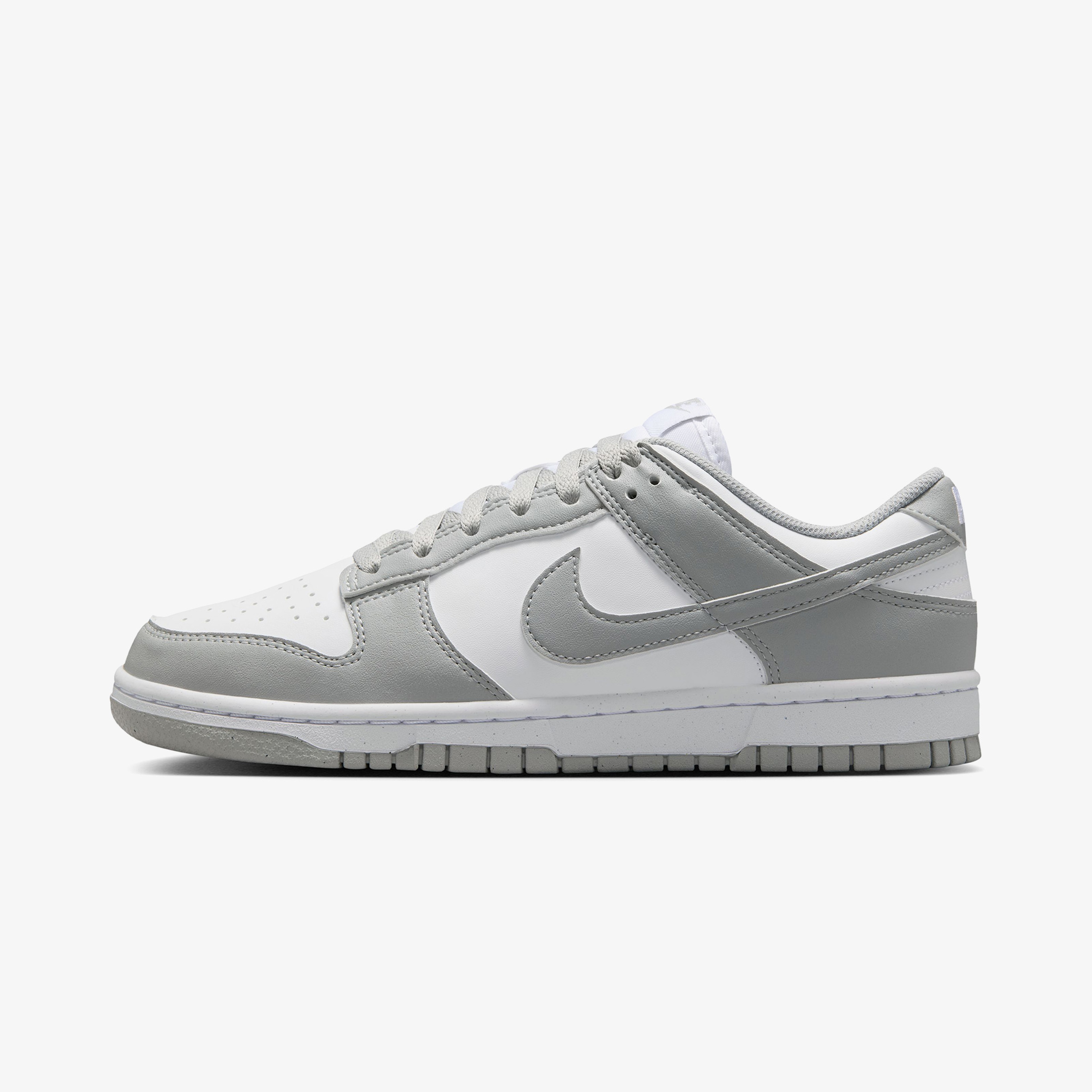 Nike Dunk Low Next Nature Kadın Beyaz/Gri Sneaker