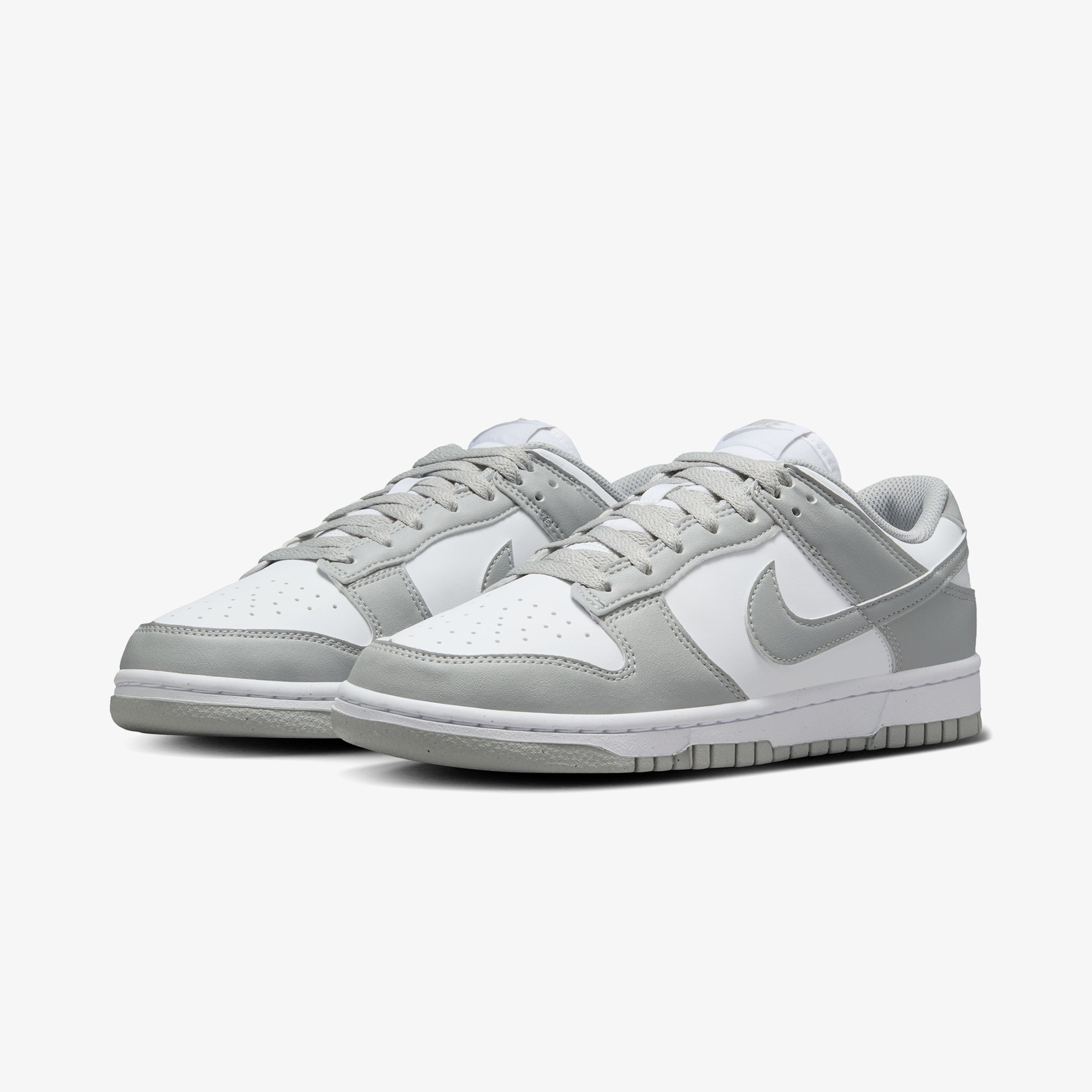Nike Dunk Low Next Nature Kadın Beyaz/Gri Sneaker