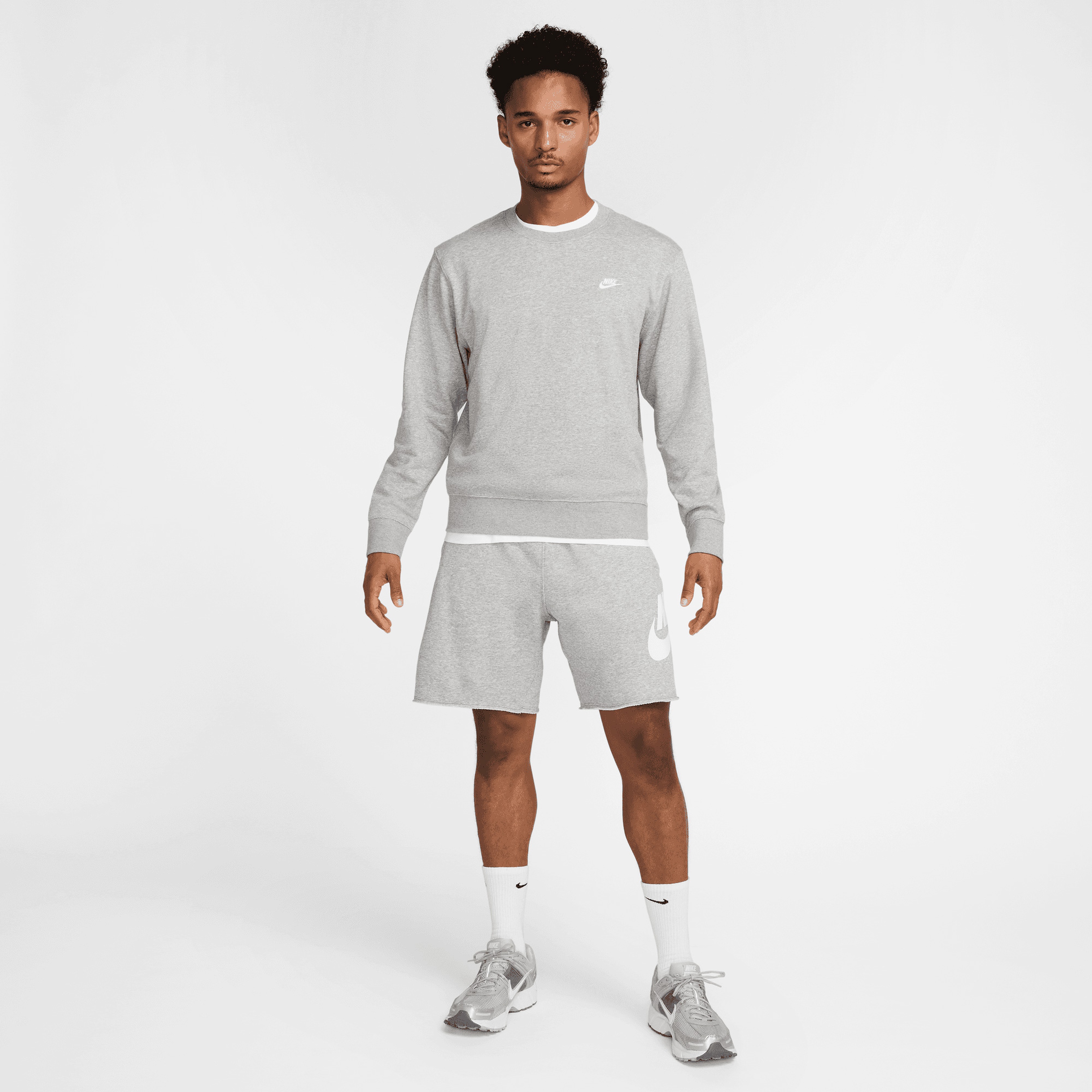 Nike Club Alumni Erkek Gri Şort