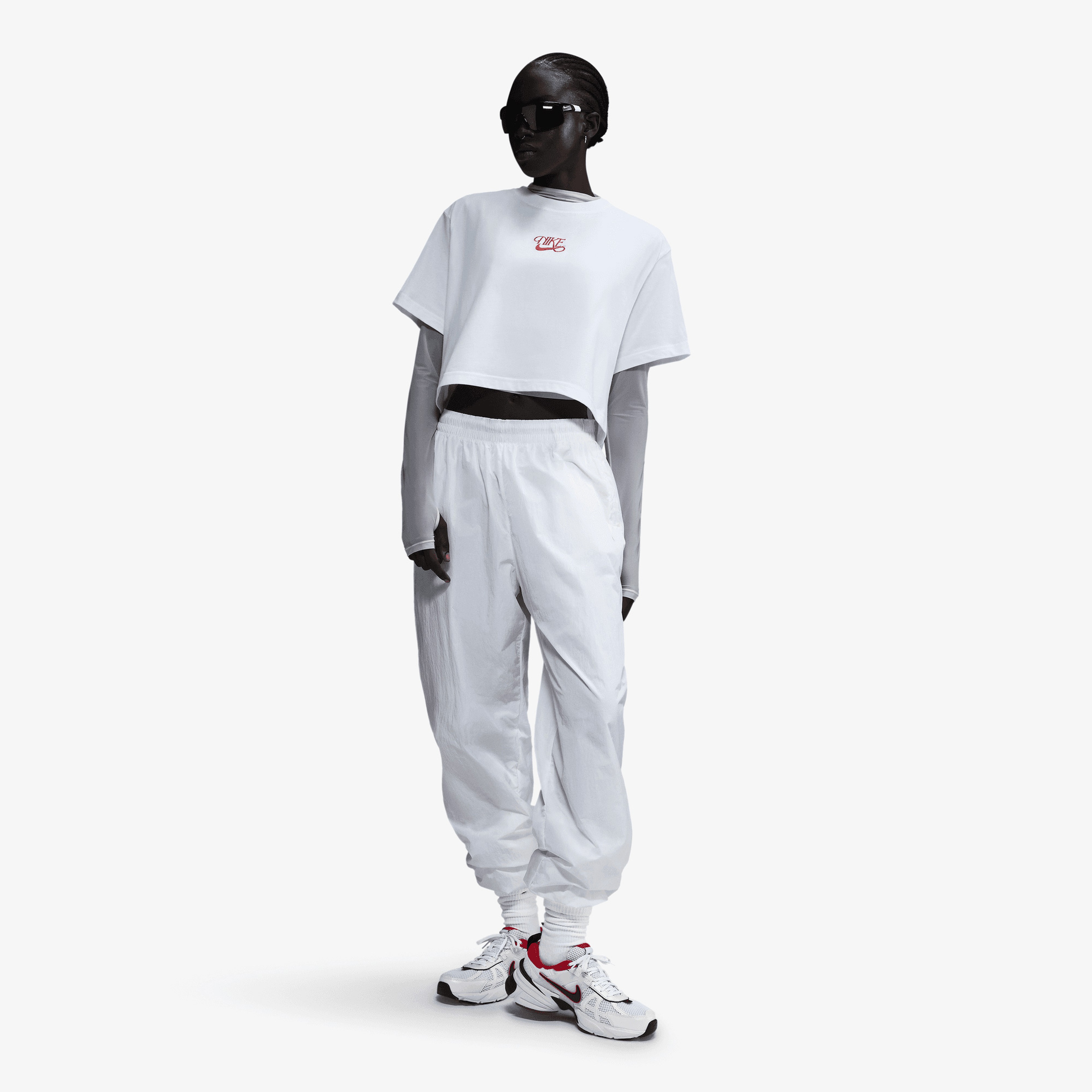 Nike Sportswear Crop Kadın Beyaz T-Shirt