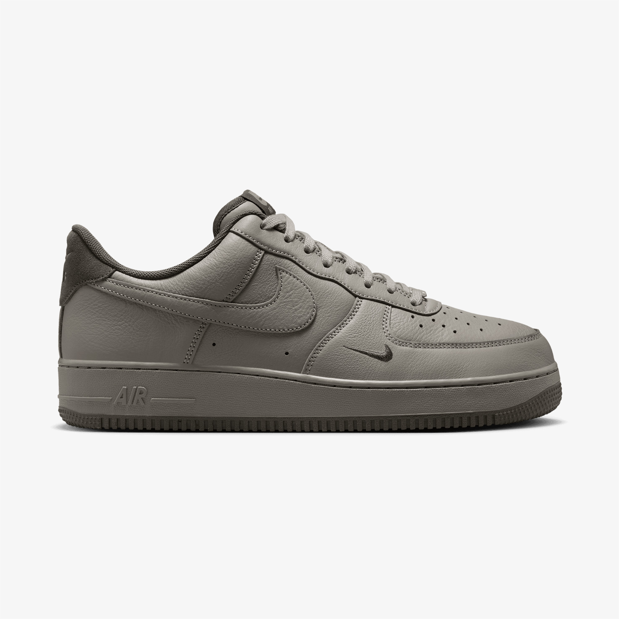 Nike Air Force 1 '07 LV8 ErkekYeşil Sneaker