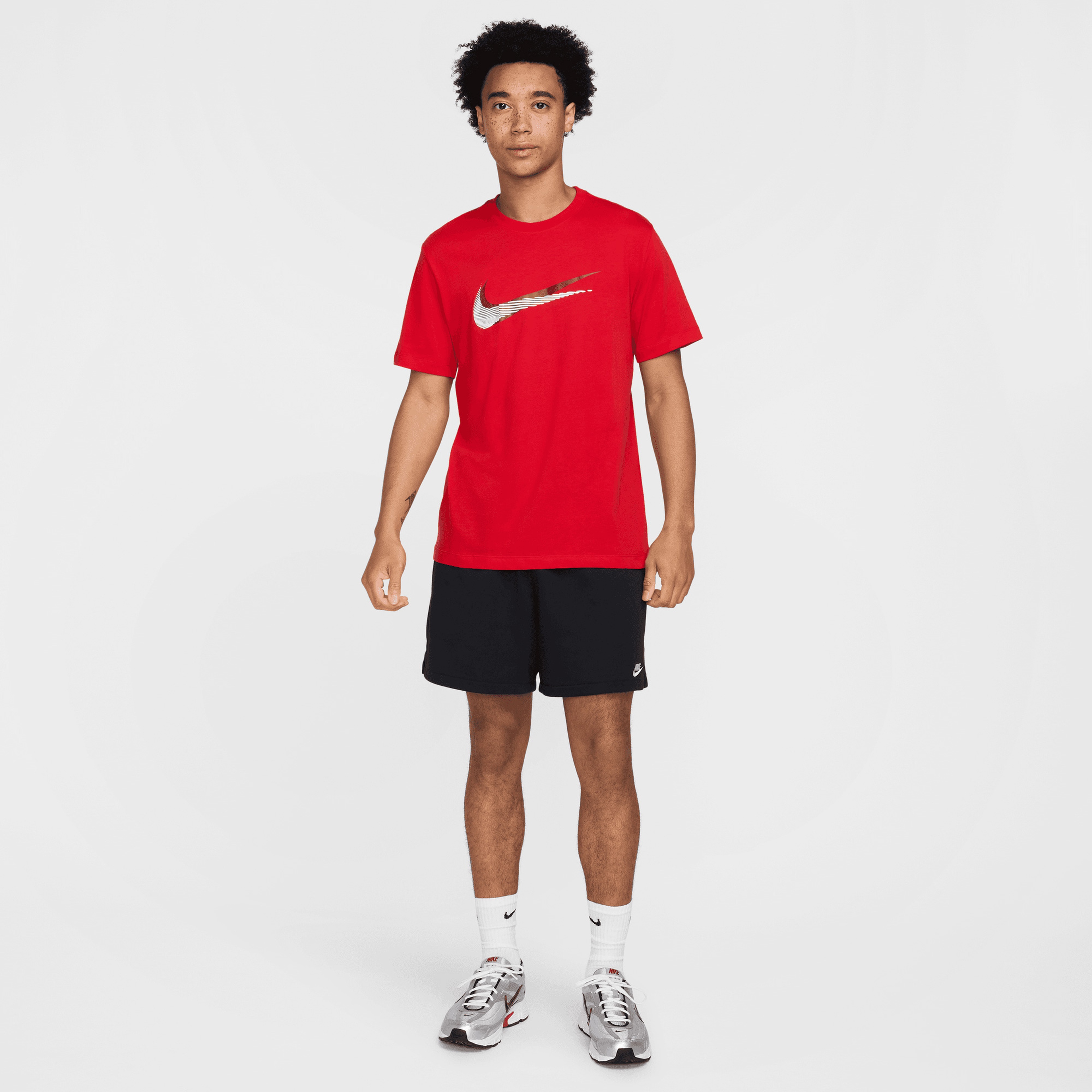 Nike Spring Swish Erkek Kırmızı T-Shirt