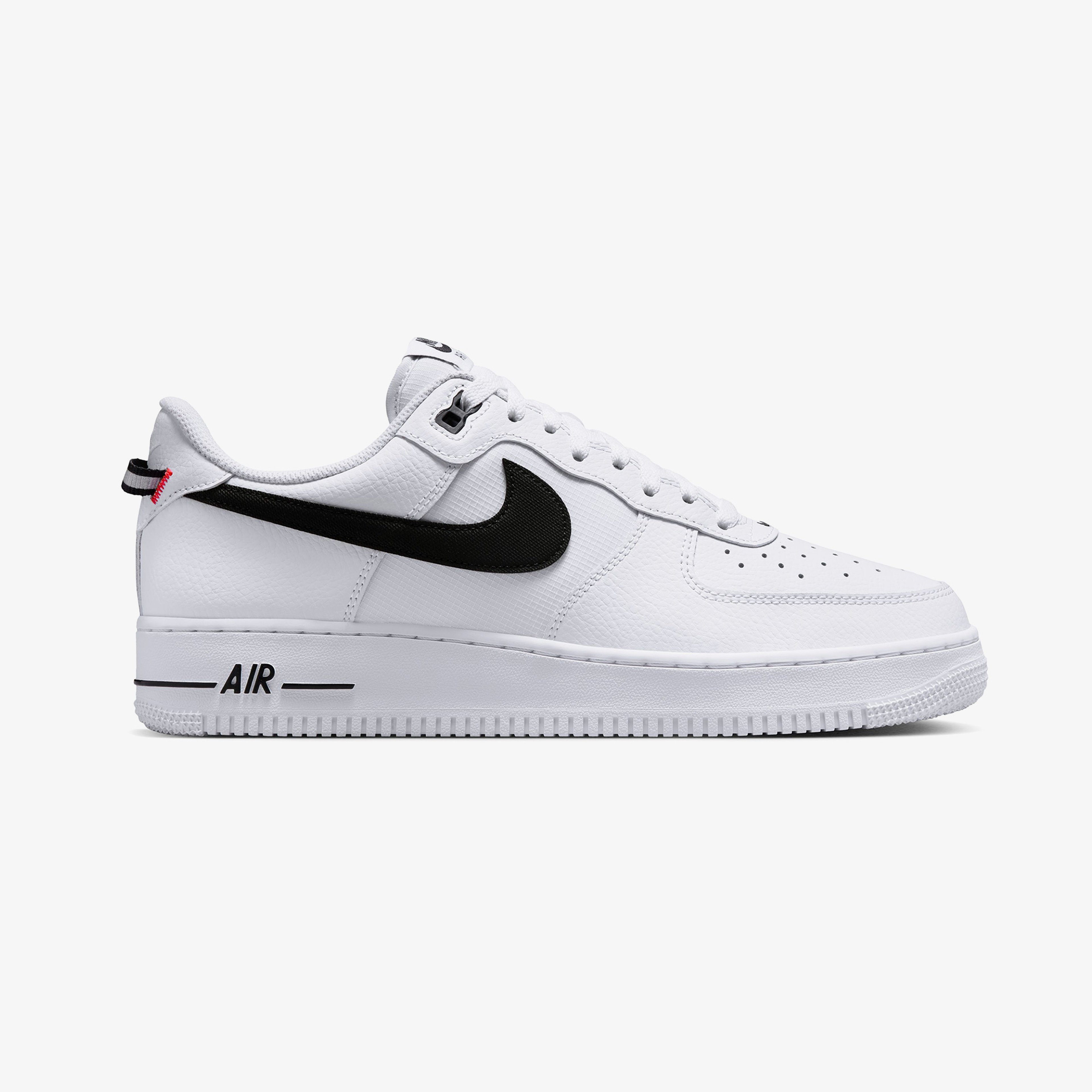 Nike Air Force 1 '07 LV8 Erkek Beyaz Sneaker