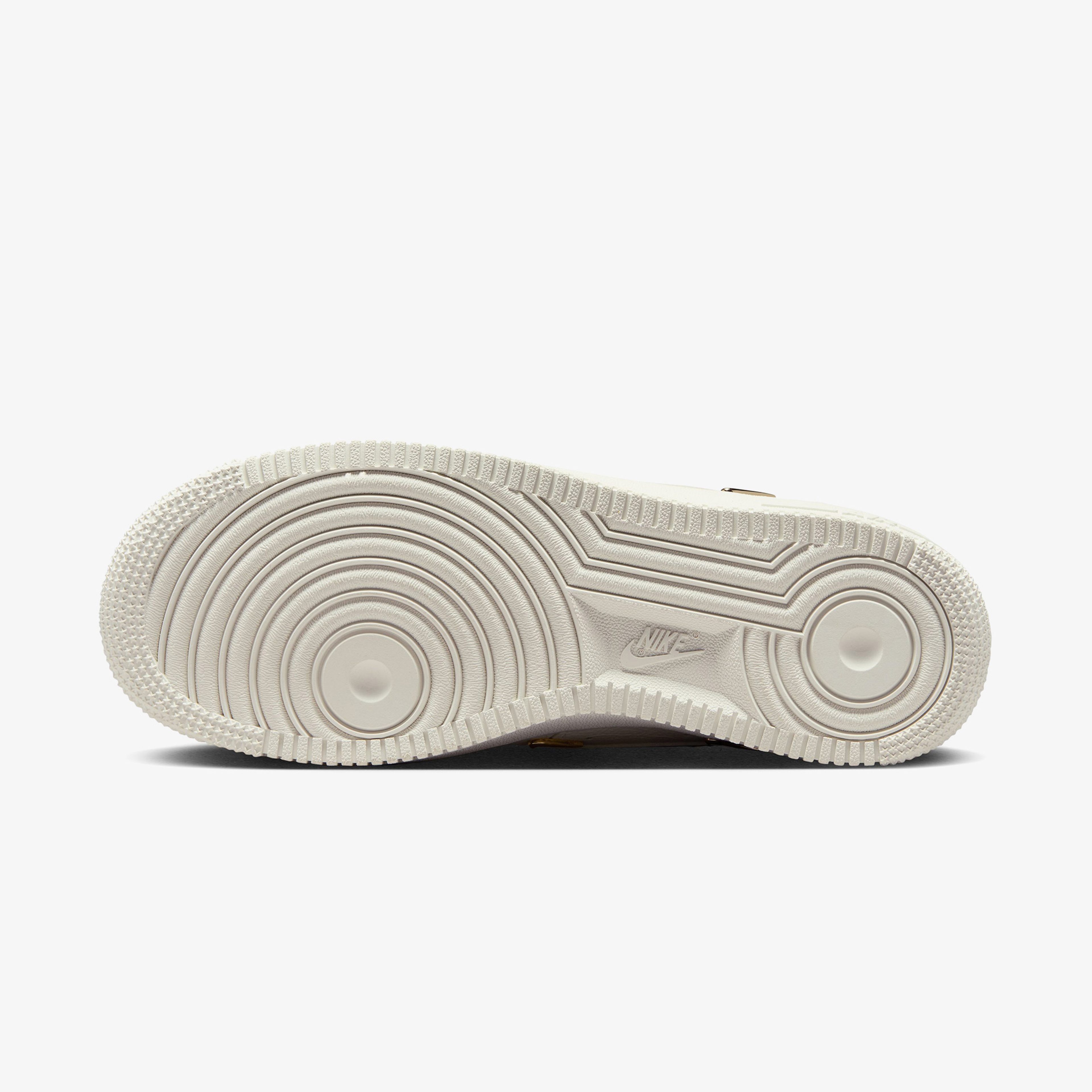 Nike Air Force 1 '07 Lx Kadın Bej Sneaker