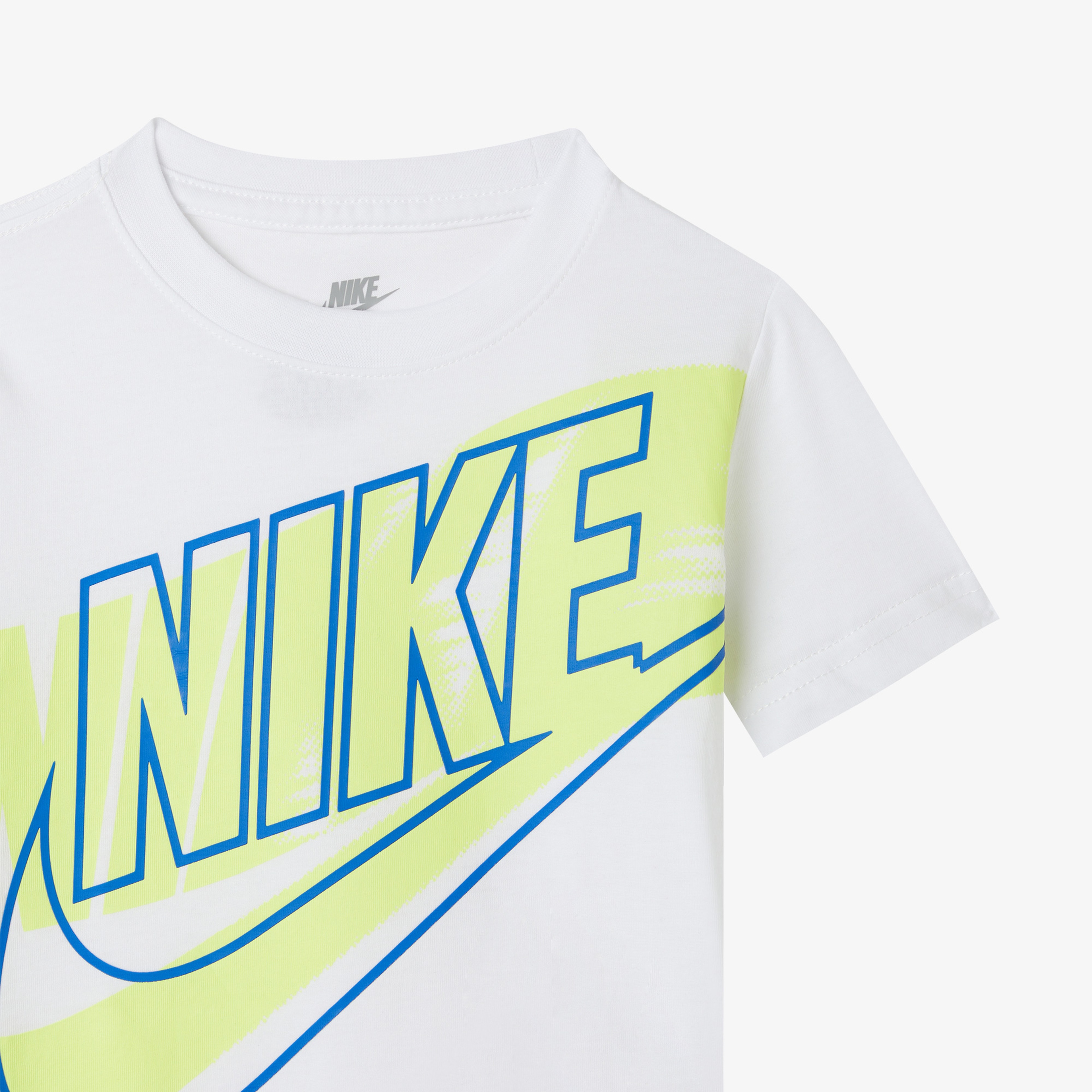 Nike Sportswear On The Move Çocuk Beyaz Mavi Şort Takım