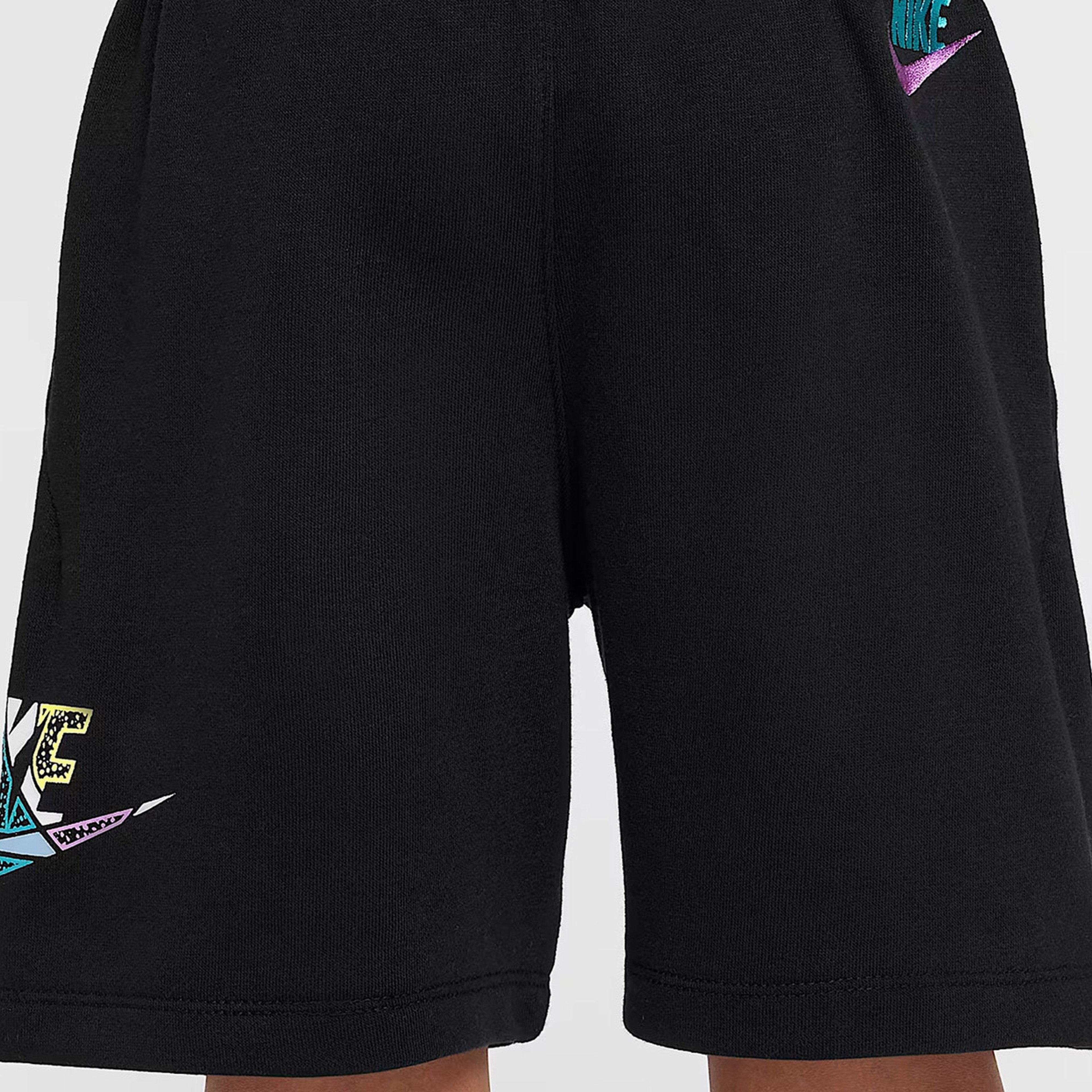 Nike Sportswear 'Outside The Lines' Çocuk Siyah Şort