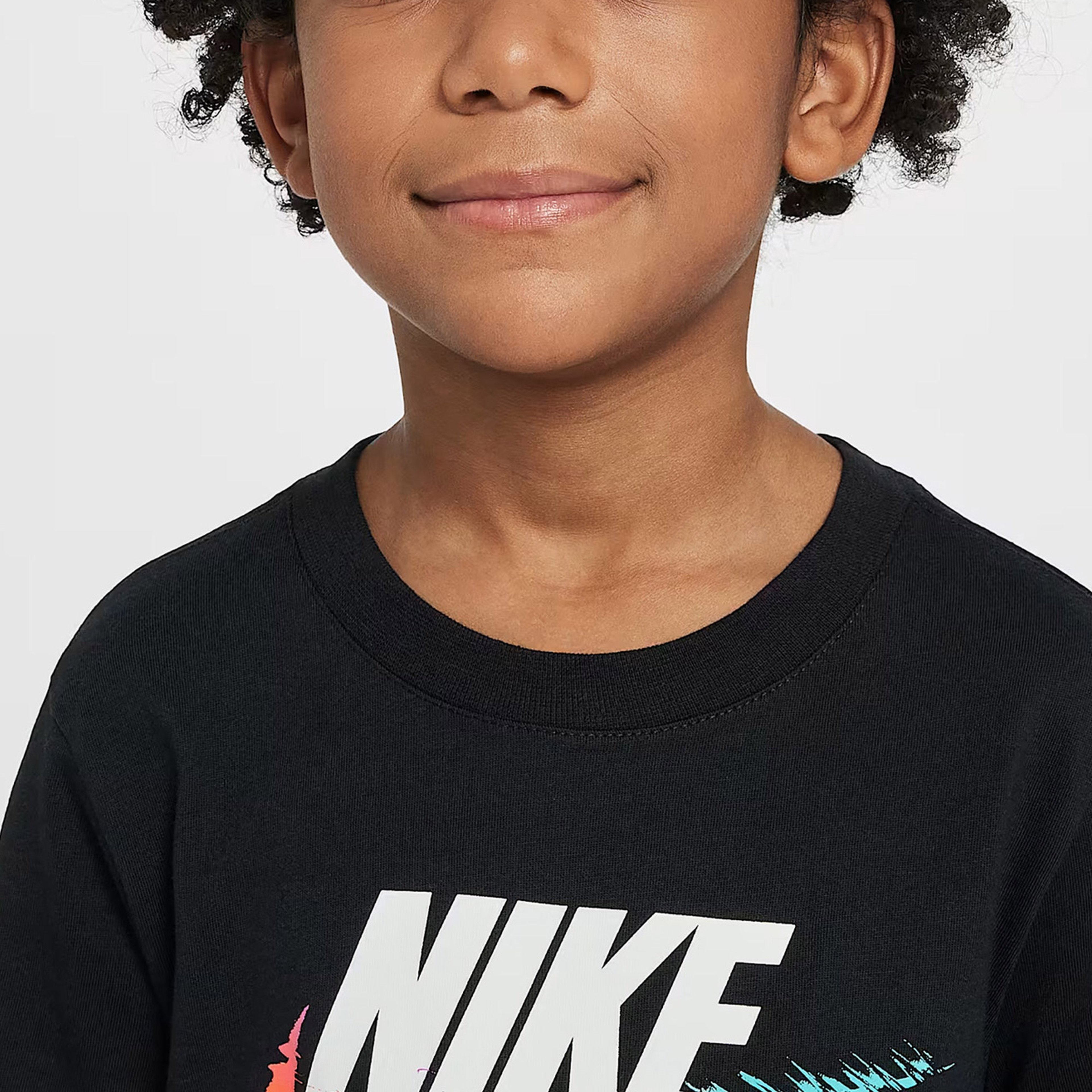 Nike Brandmark Swoosh Çocuk Siyah T-Shirt