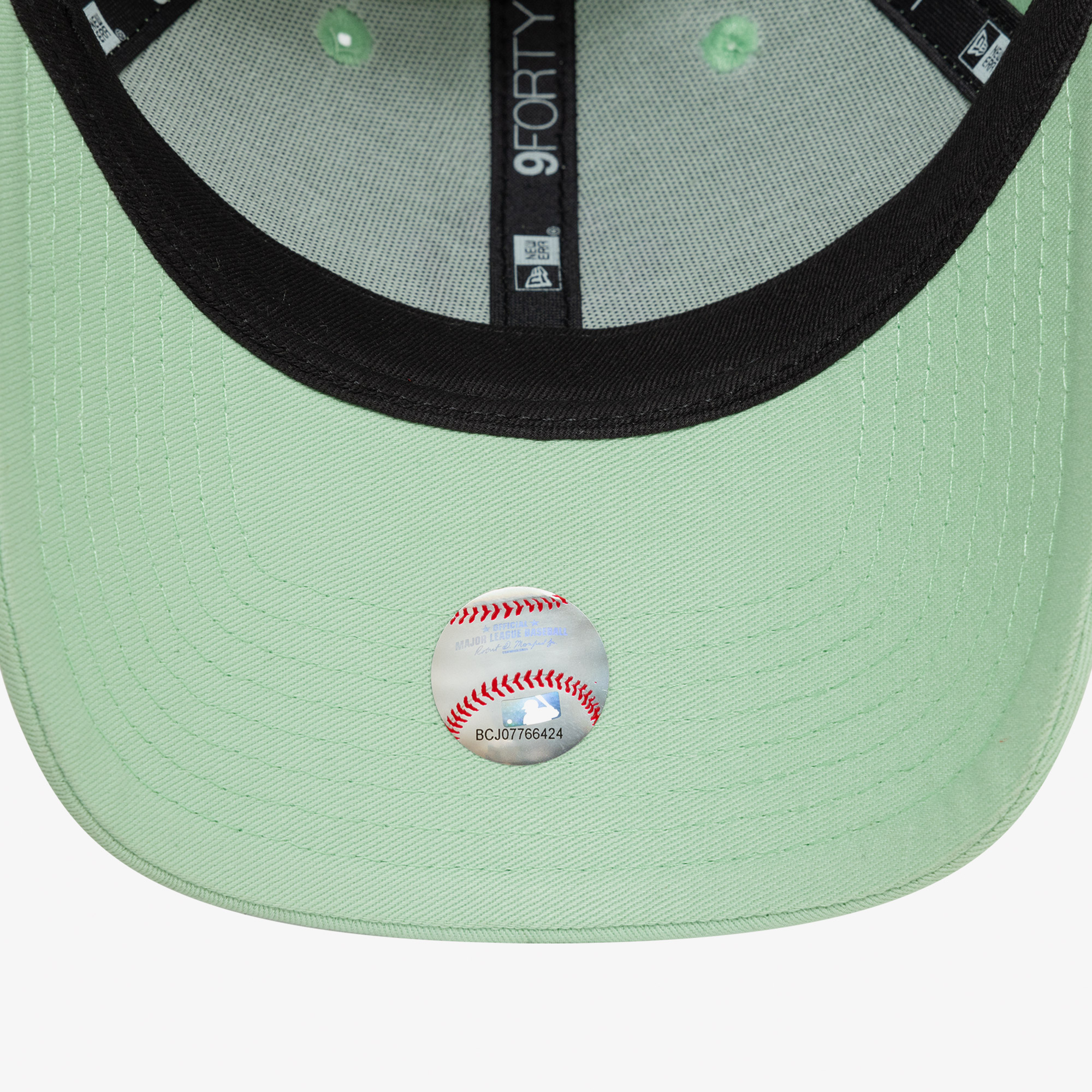 New Era 9Forty New York Yankees League Essential Kadın Yeşil Şapka