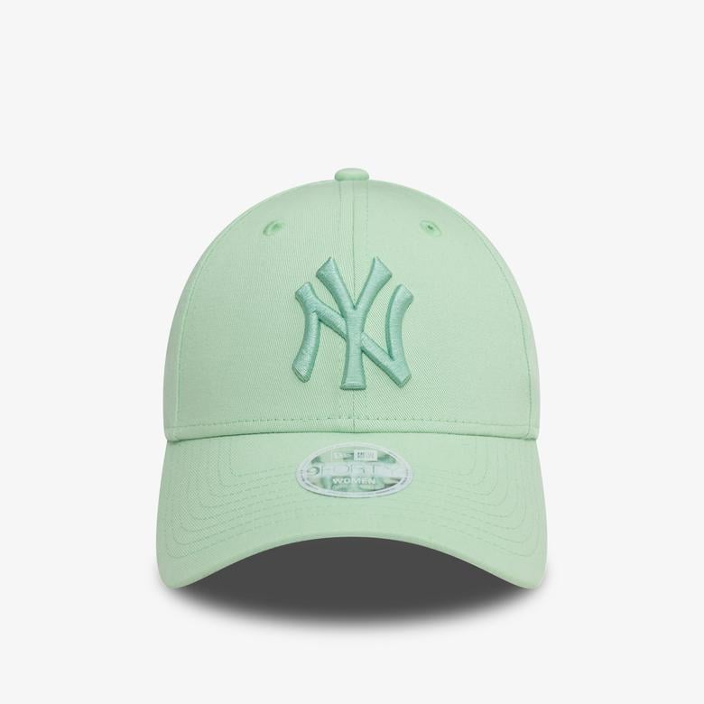 New Era 9Forty New York Yankees League Essential Kadın Yeşil Şapka