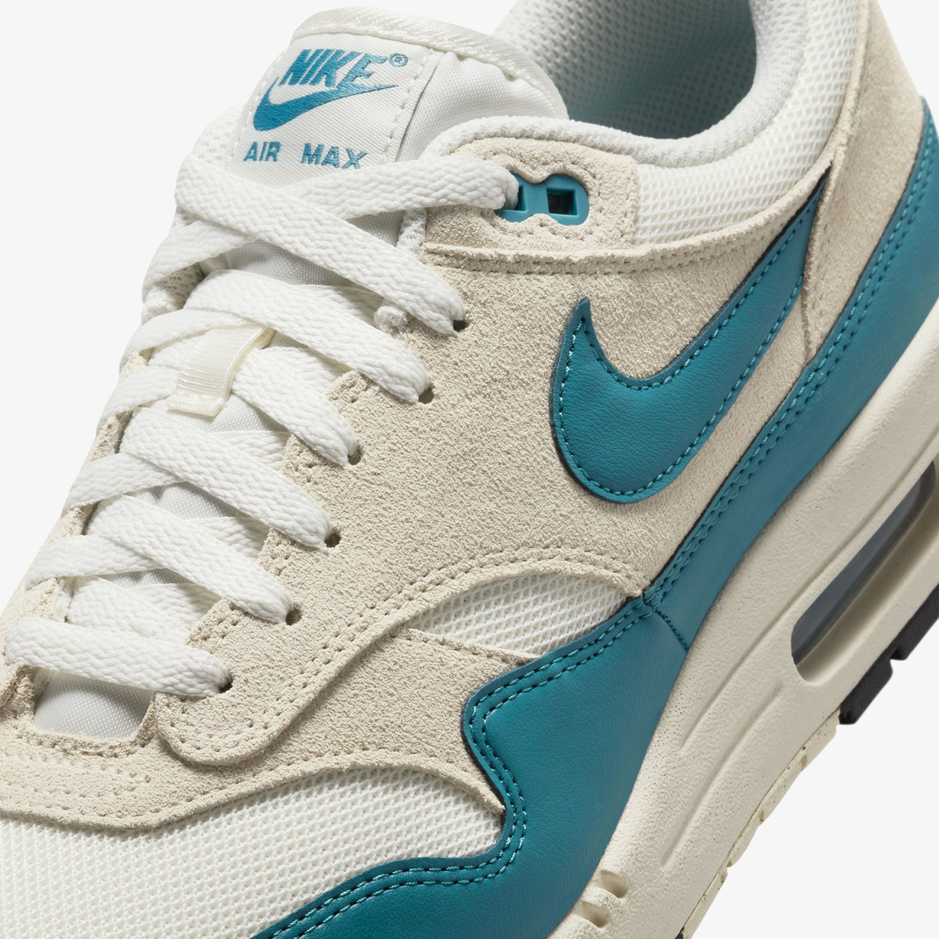 Nike Air Max Essentials Erkek Krem/Mavi Spor Ayakkabı