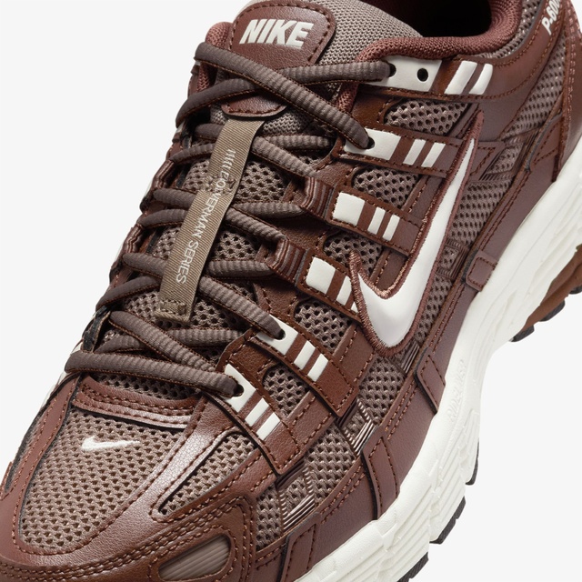 Nike Nike P-6000 Kadın Kahverengi Spor Ayakkabı Occasion'da! Kahverengi - 9. görsel