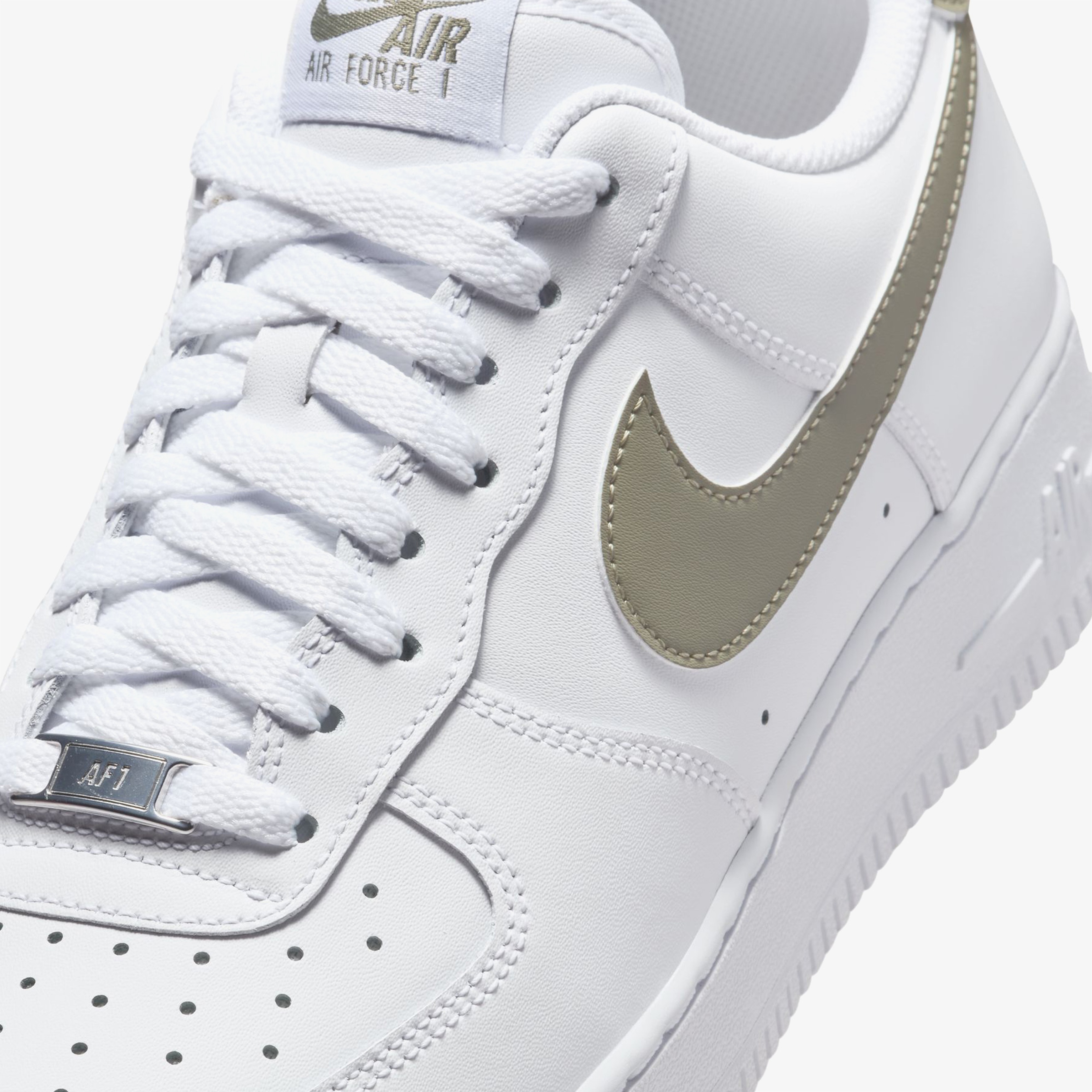 Nike Air Force 1 07' Erkek Beyaz Spor Ayakkabı