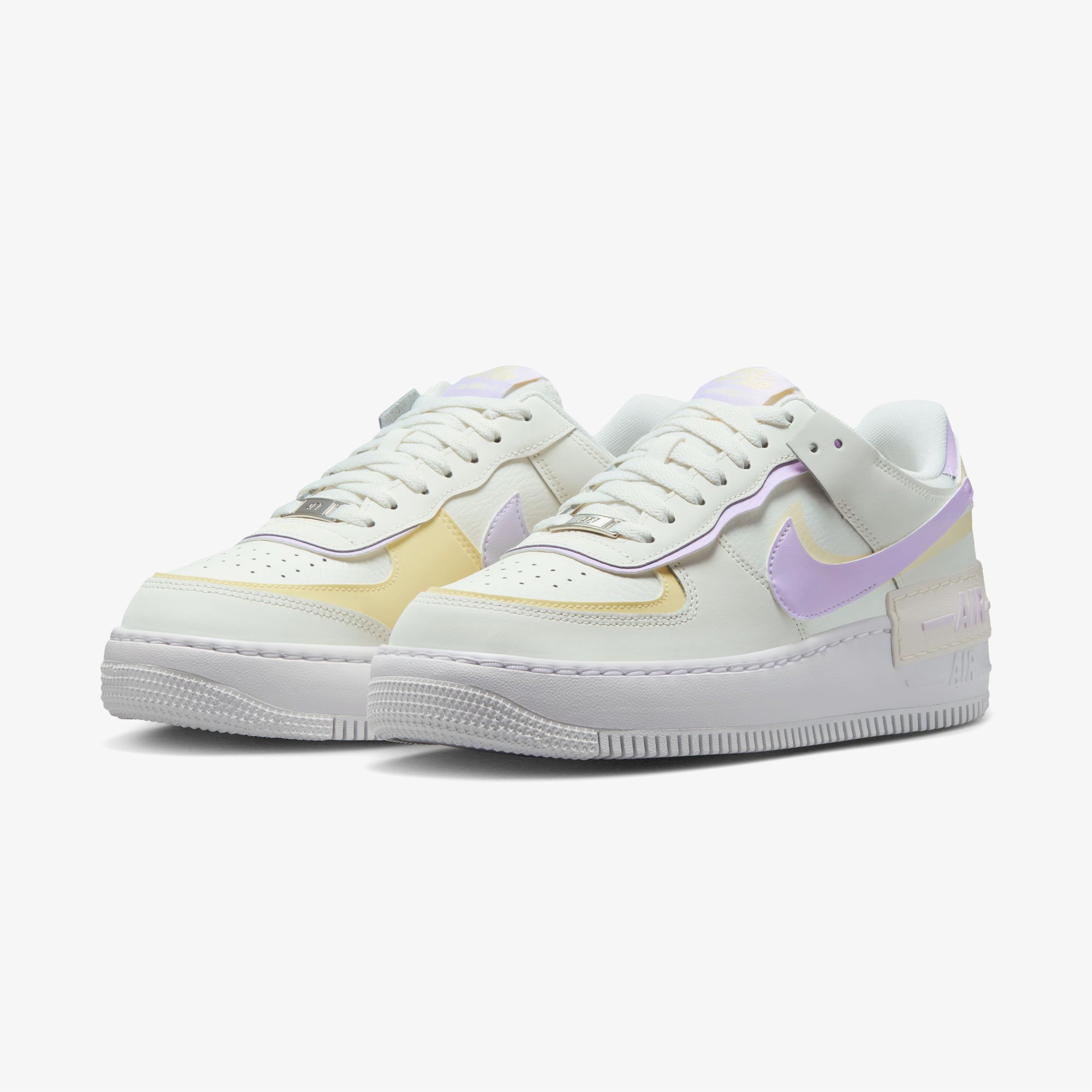 Nike Air Force 1 Shadow Kadın Beyaz Spor Ayakkabı