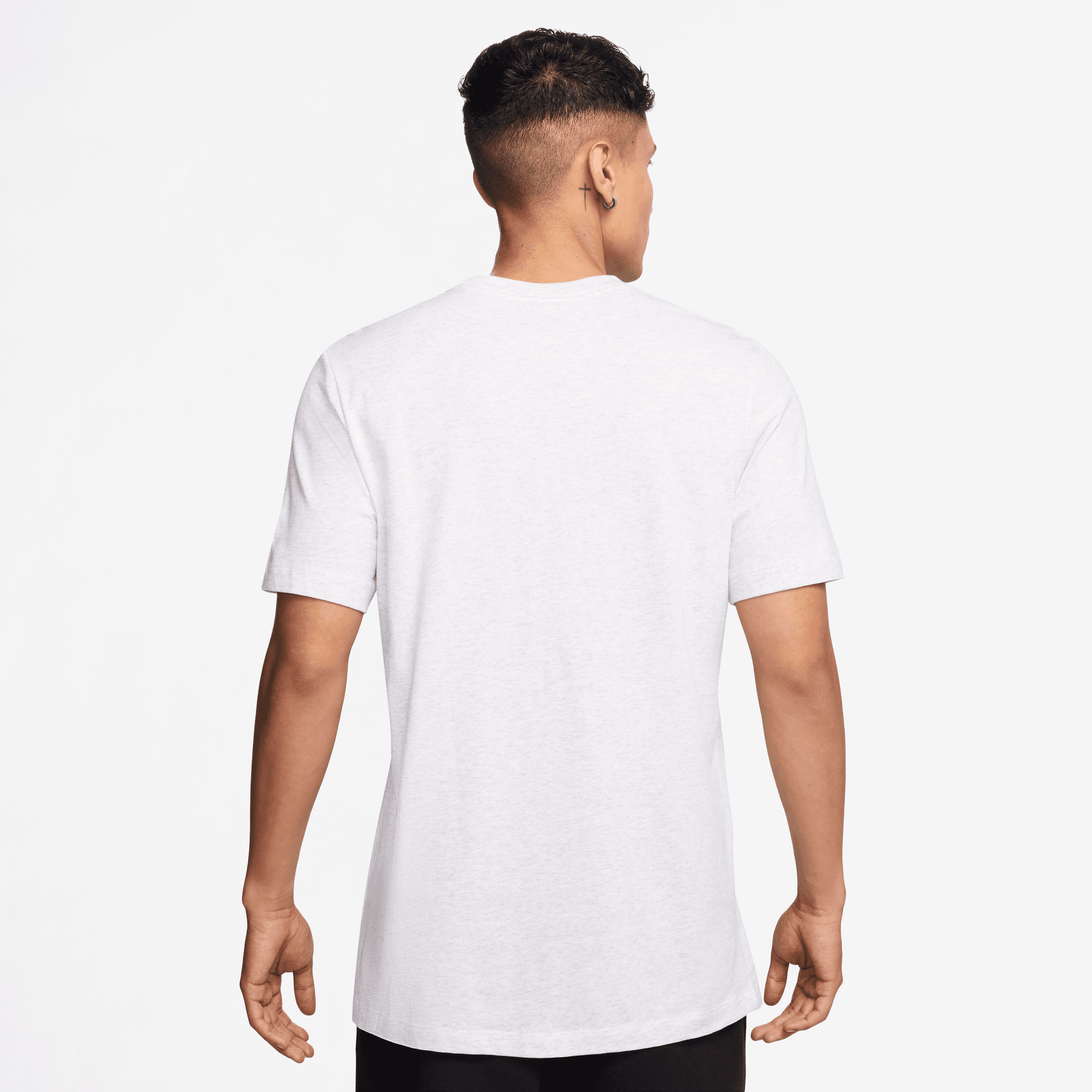 Nike Sportswear Erkek Beyaz T-Shirt