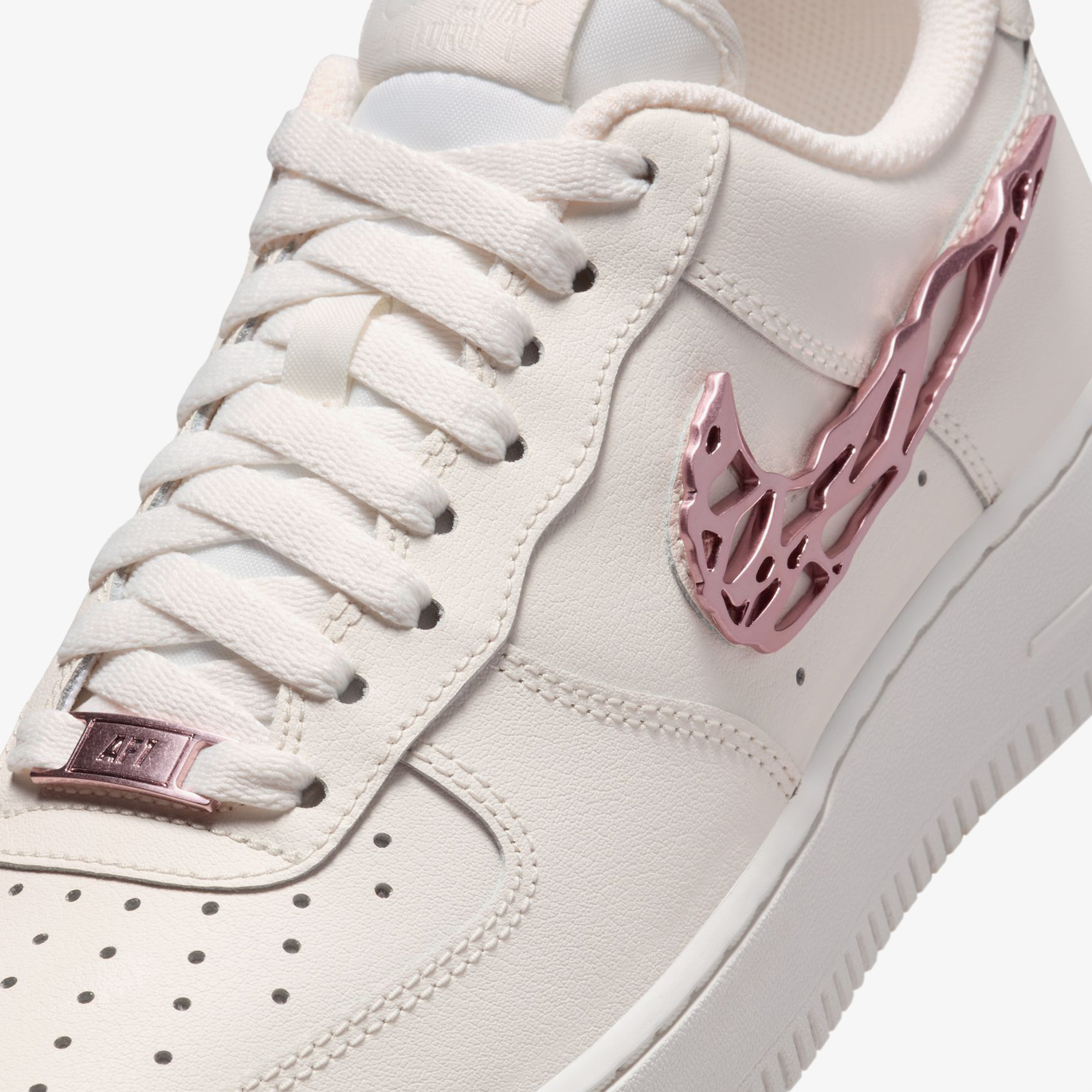 Nike Air Force 1 '07 LX Kadın Bej Sneaker