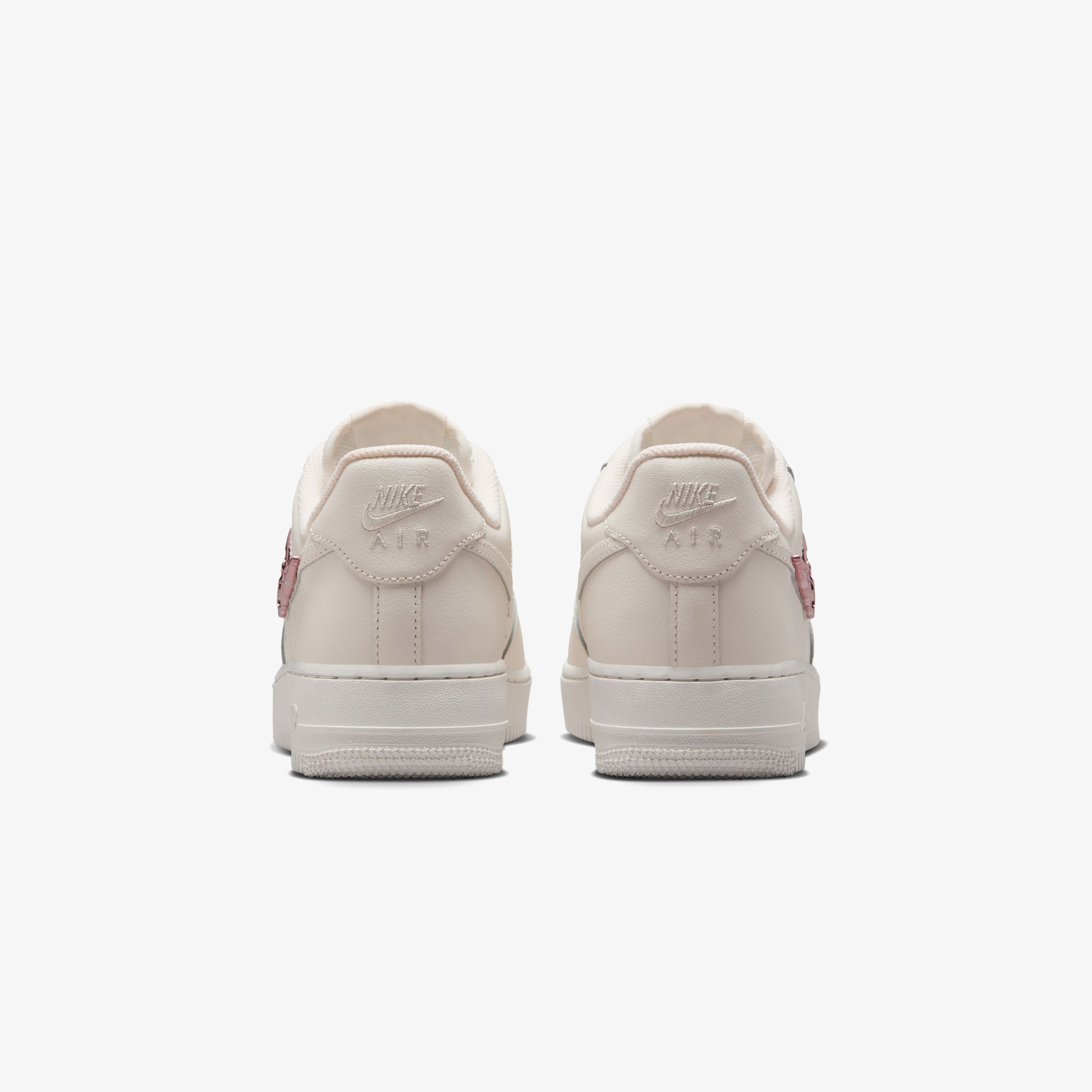 Nike Air Force 1 '07 LX Kadın Bej Sneaker