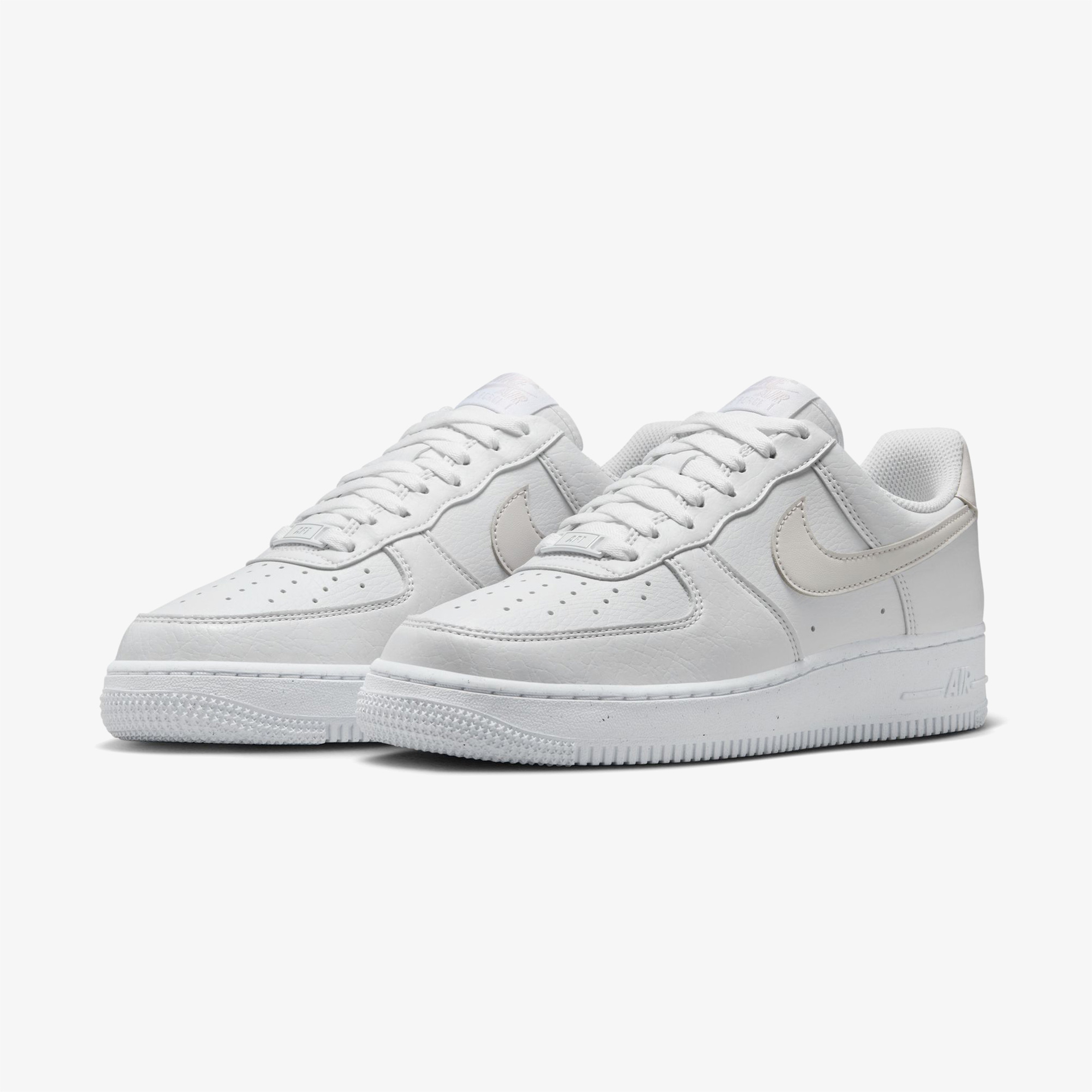 Nike Air Force 1'07 Next Nature Kadın Beyaz Sneaker