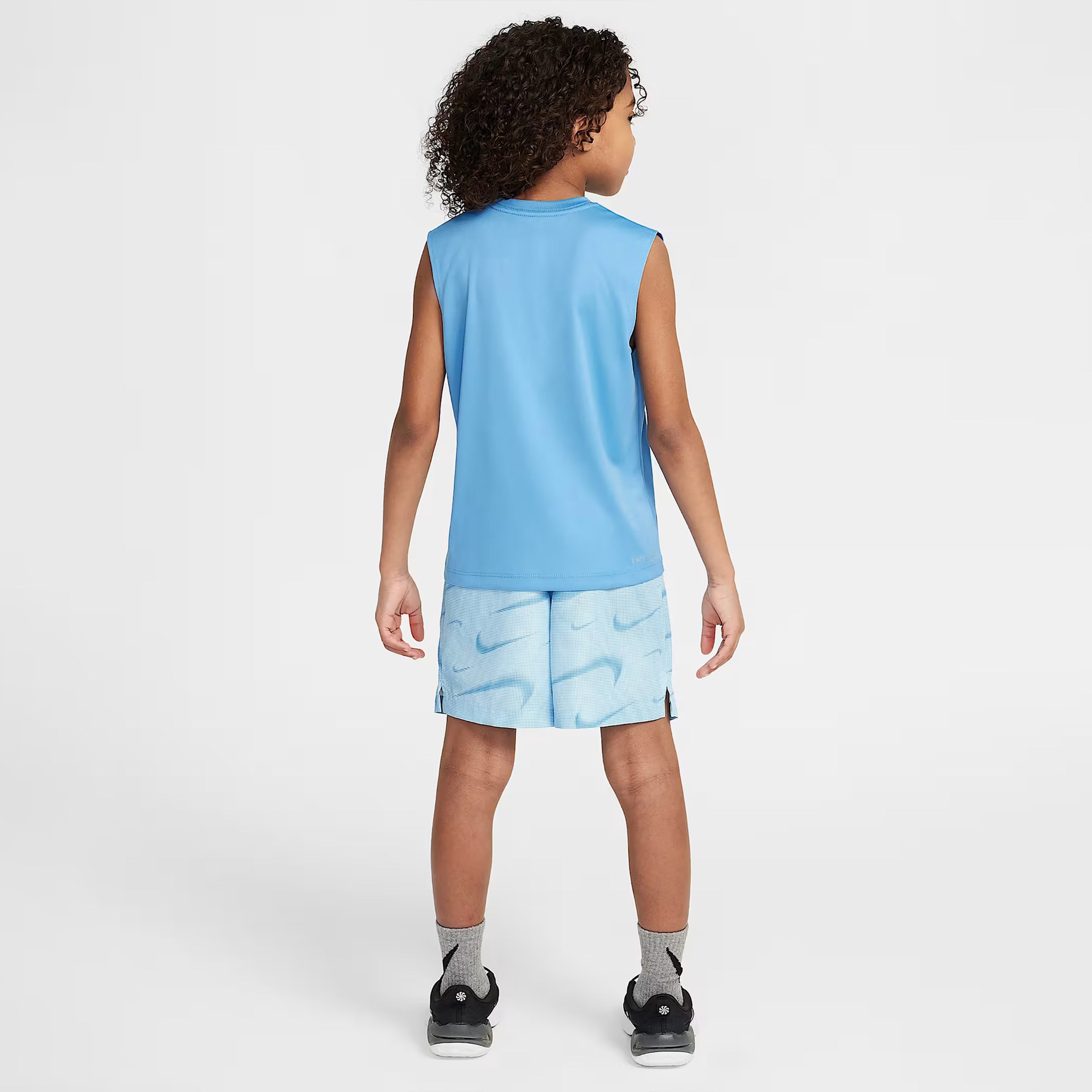 Nike Dri-Fit Rhythm Printed Çocuk Mavi Şort Takımı