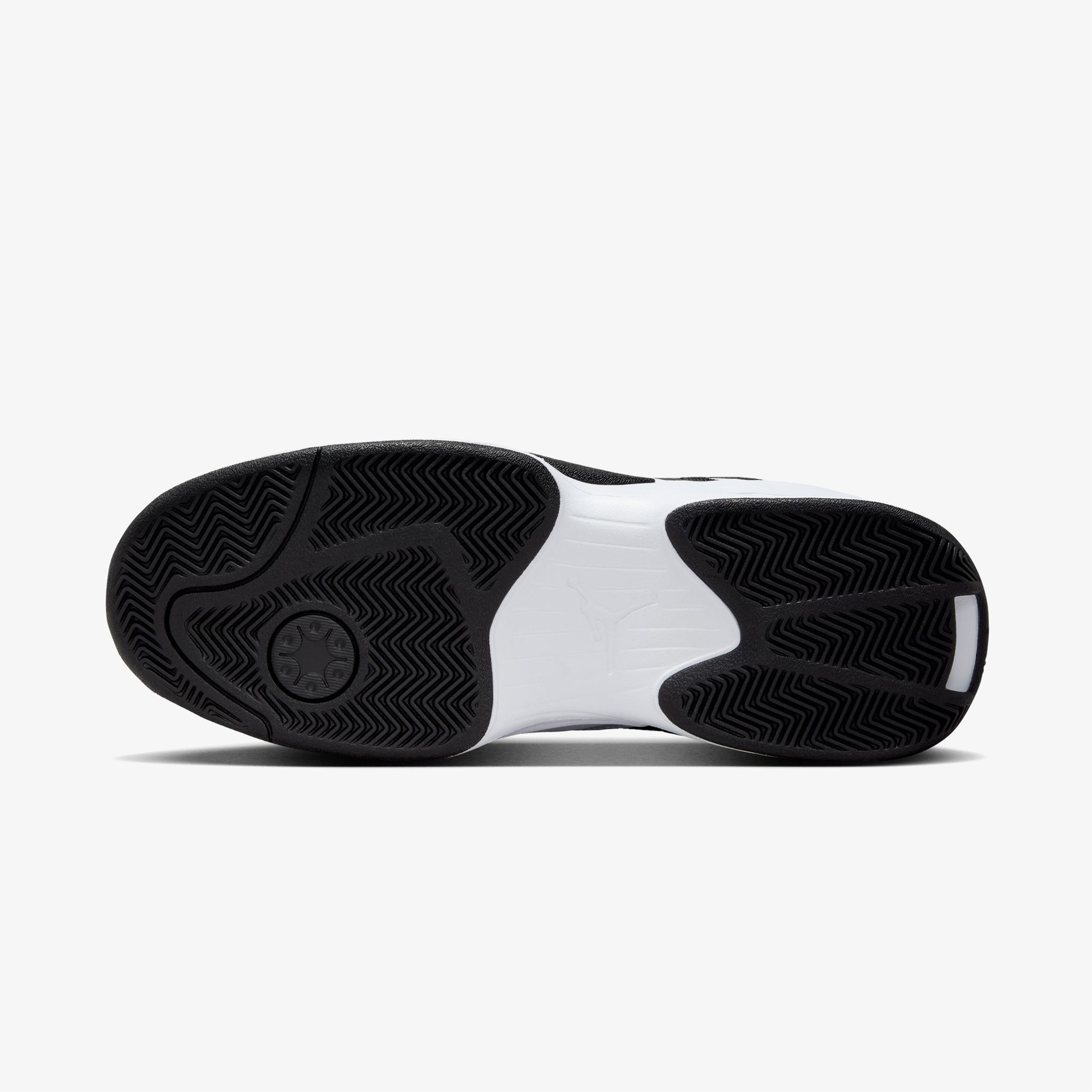 Jordan Max Aura 6 Erkek Beyaz Basketbol Ayakkabısı